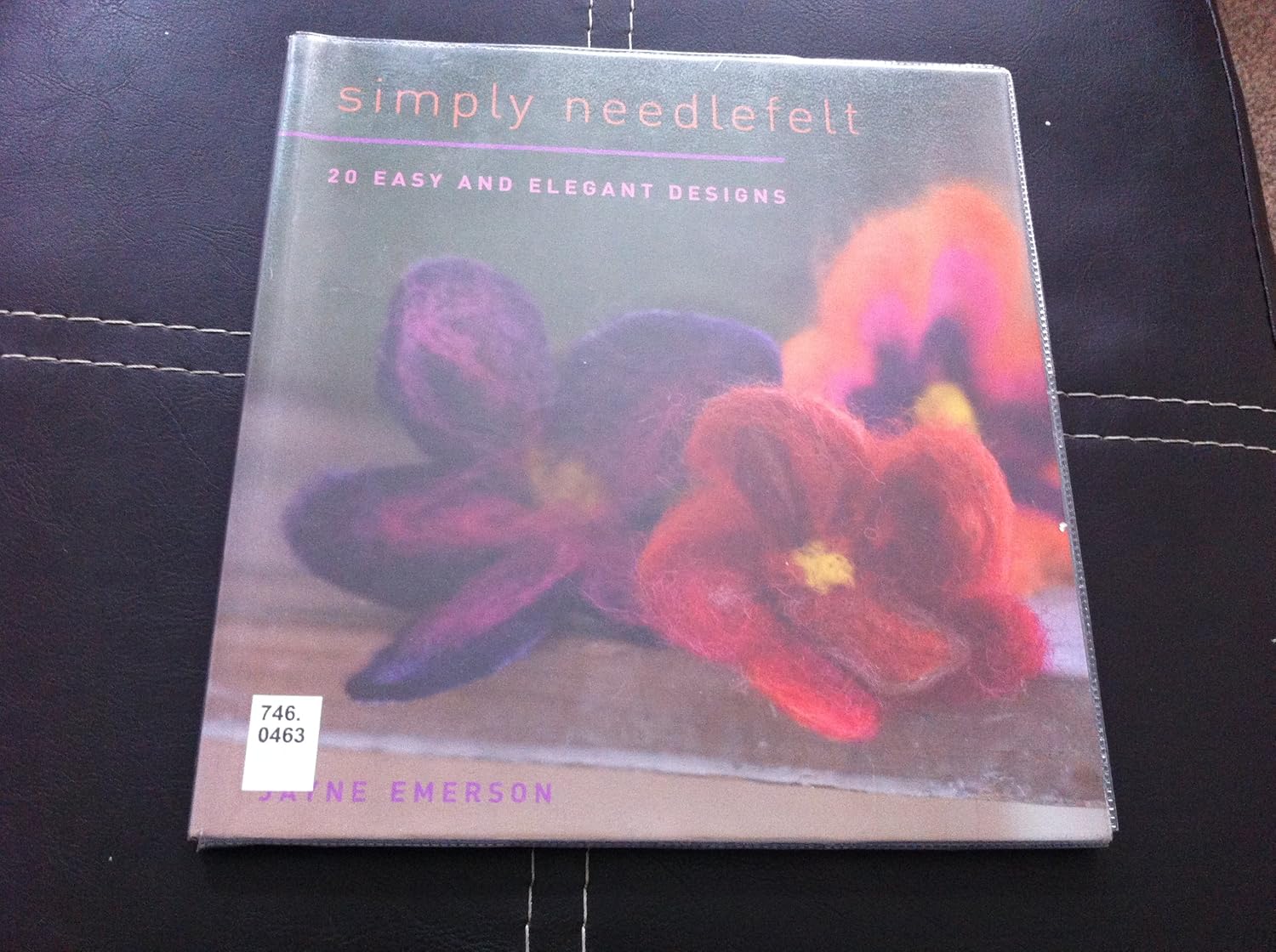 Simply Needlefelt: 20 Easy and Elegant Designs      Paperback – January 1, 2009