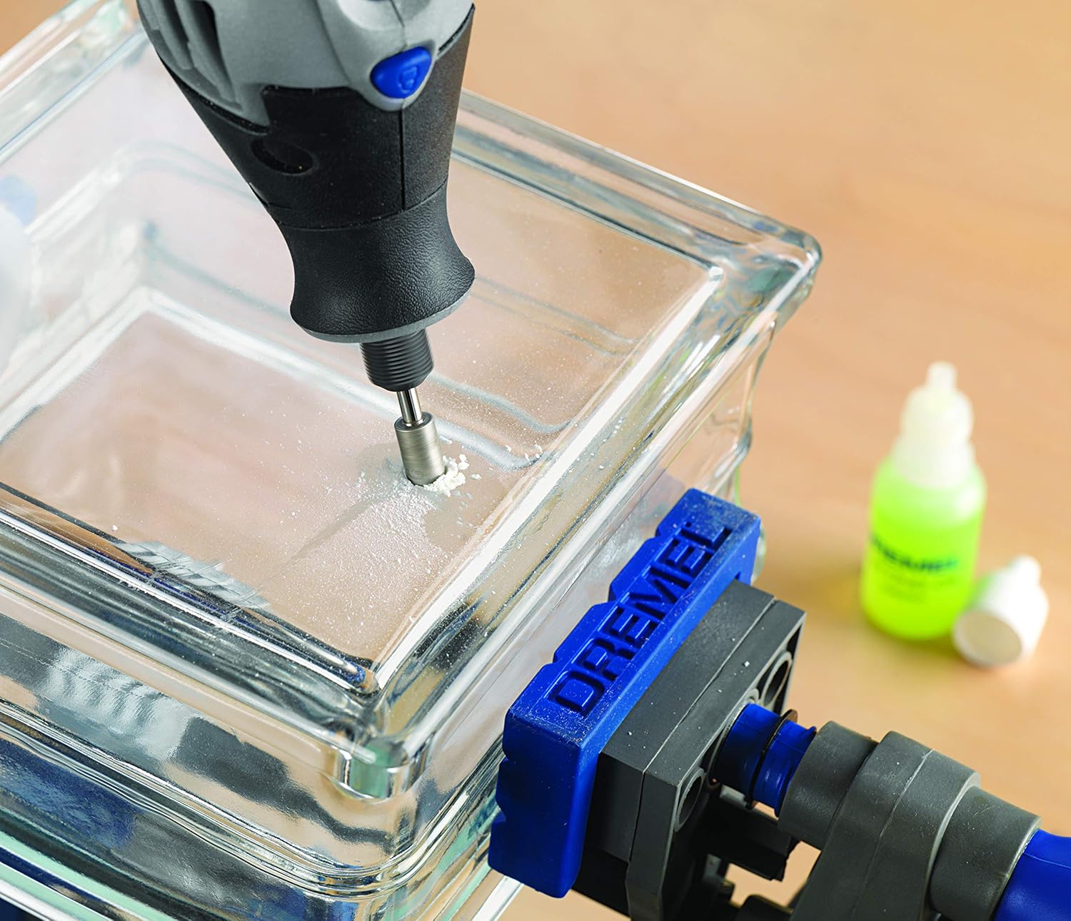 Dremel 402 Mandrel Multipack, 4 Mandrels With 3.2 Mm Shank Diameter Polishing Wheels And Cut-Off Wheels