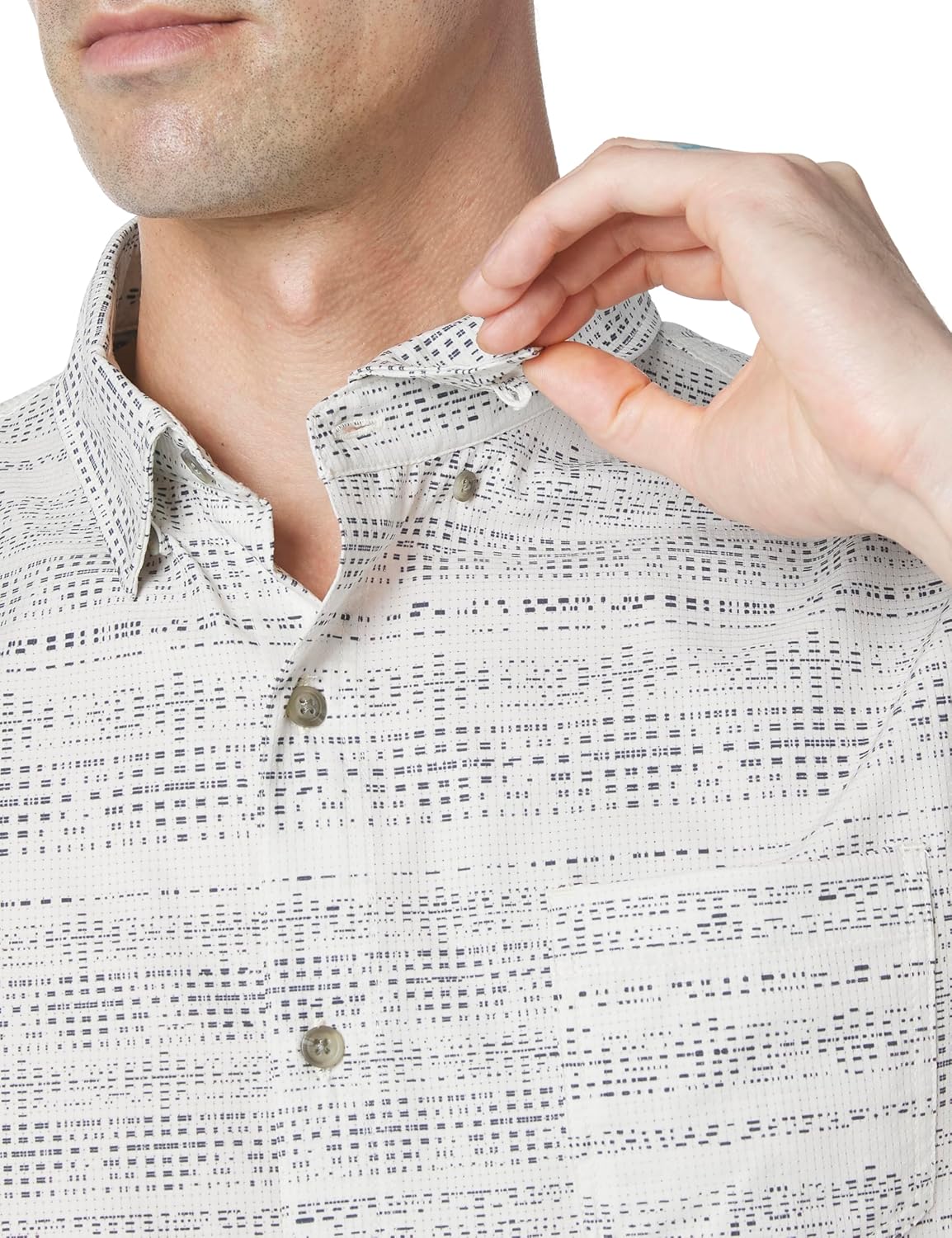 UNIONBAY Men's Short Sleeve Aero Tech Button-up Shirt