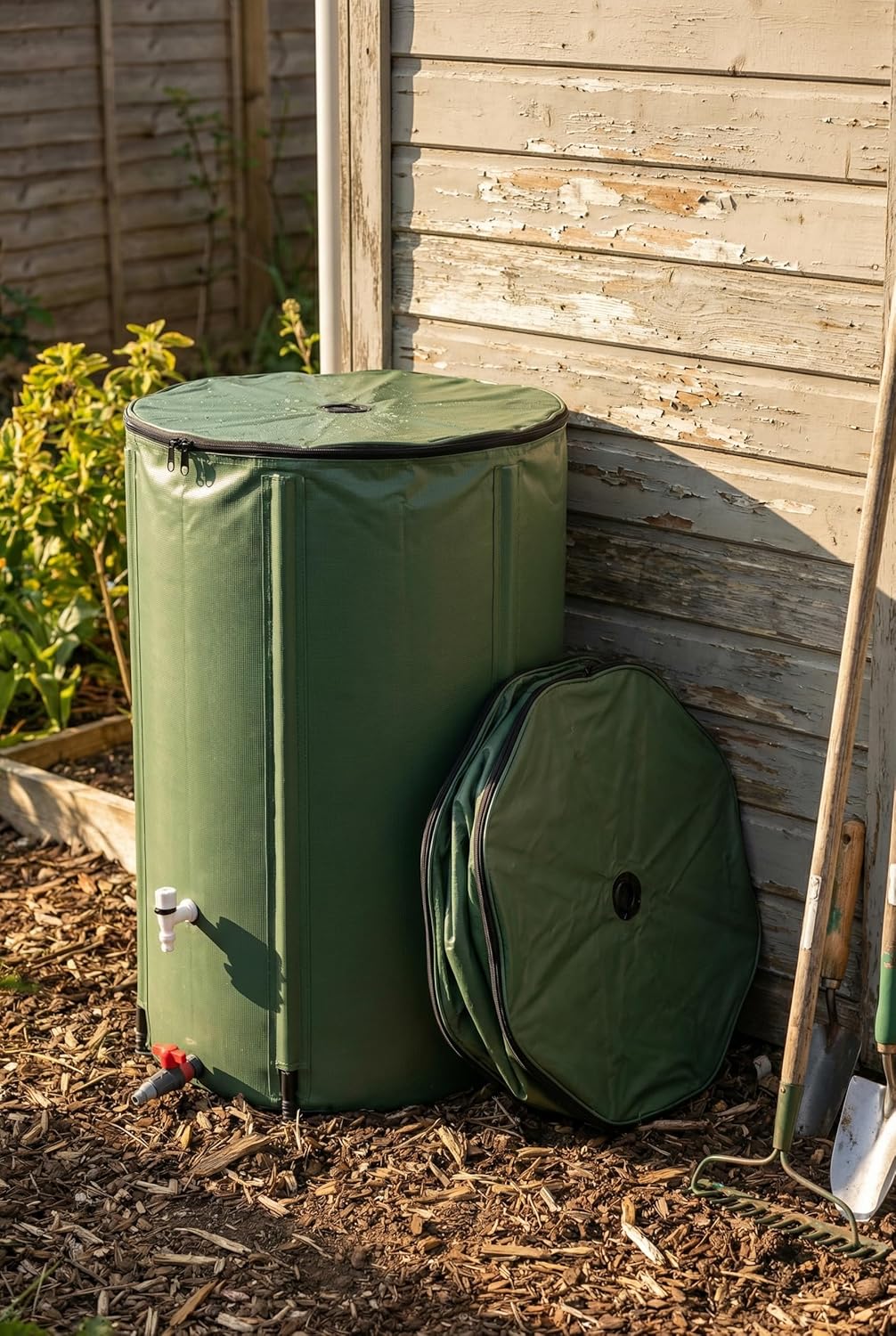 Rain Water Collection Barrel Water Storage Tank with Spigot, Hose and Portable Bucket, Large Plastic Collapsible Rain Catcher Catchment System to Collect Rainwater from Gutter (100Gallon=380L)
