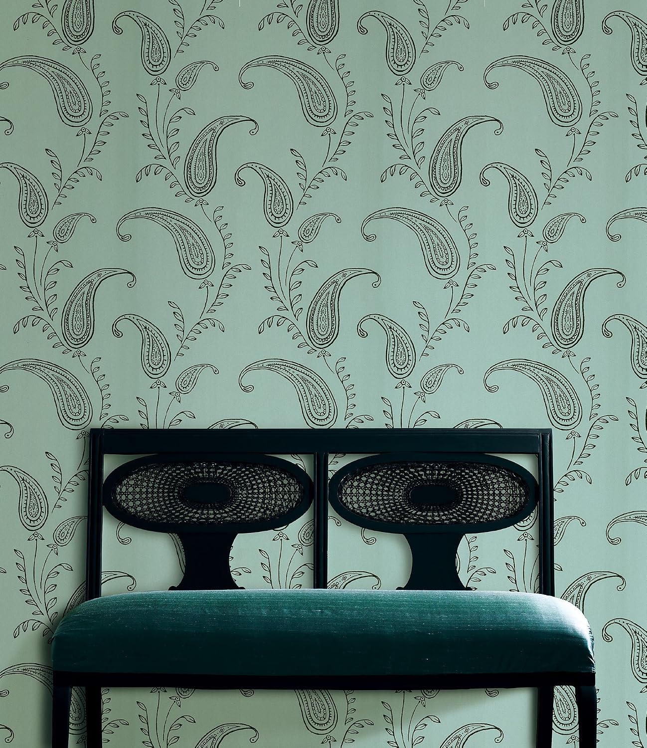 Brewster Home Fashions Kenneth James 59-54102 Verve Majidah Silver Paisley Wallpaper
