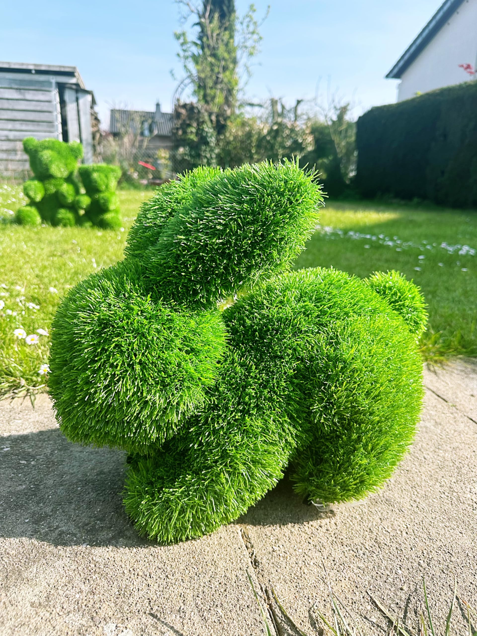 Innovative Kunstwerk Figuren aus Kunstrasen Hase Bär Hund Tier Garten Dekoration Gras Deko (Hase, 50 cm)