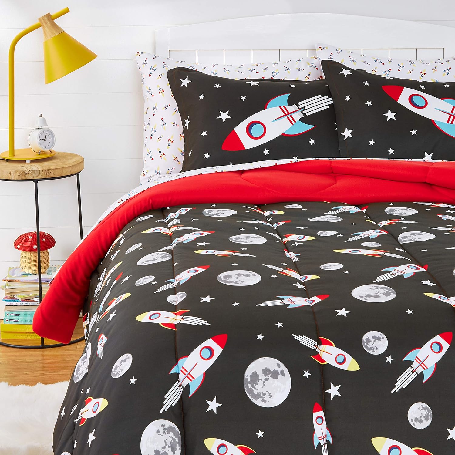 Amazon Basics Kid's EasyWash Microfiber BedinaBag 7