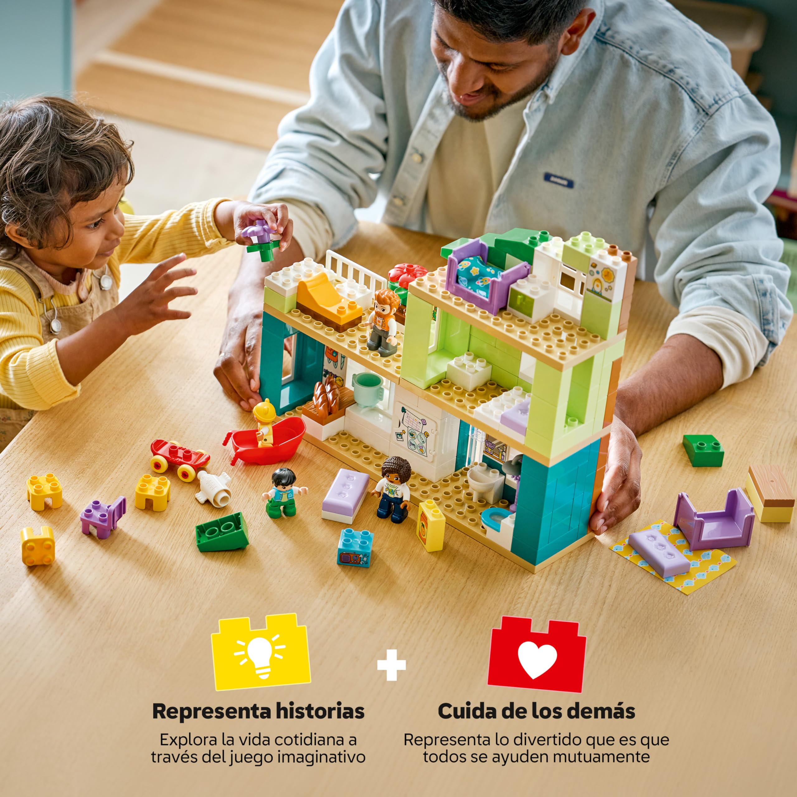 LEGO Duplo Casa Familiar Moderna “3en1” con Figuras - Juego Educativo para la Motricidad Fina - Juguete Montessori Interactivo con Casa de Muñecas - Regalo para Niñas y Niños de 2+ Años - 10470