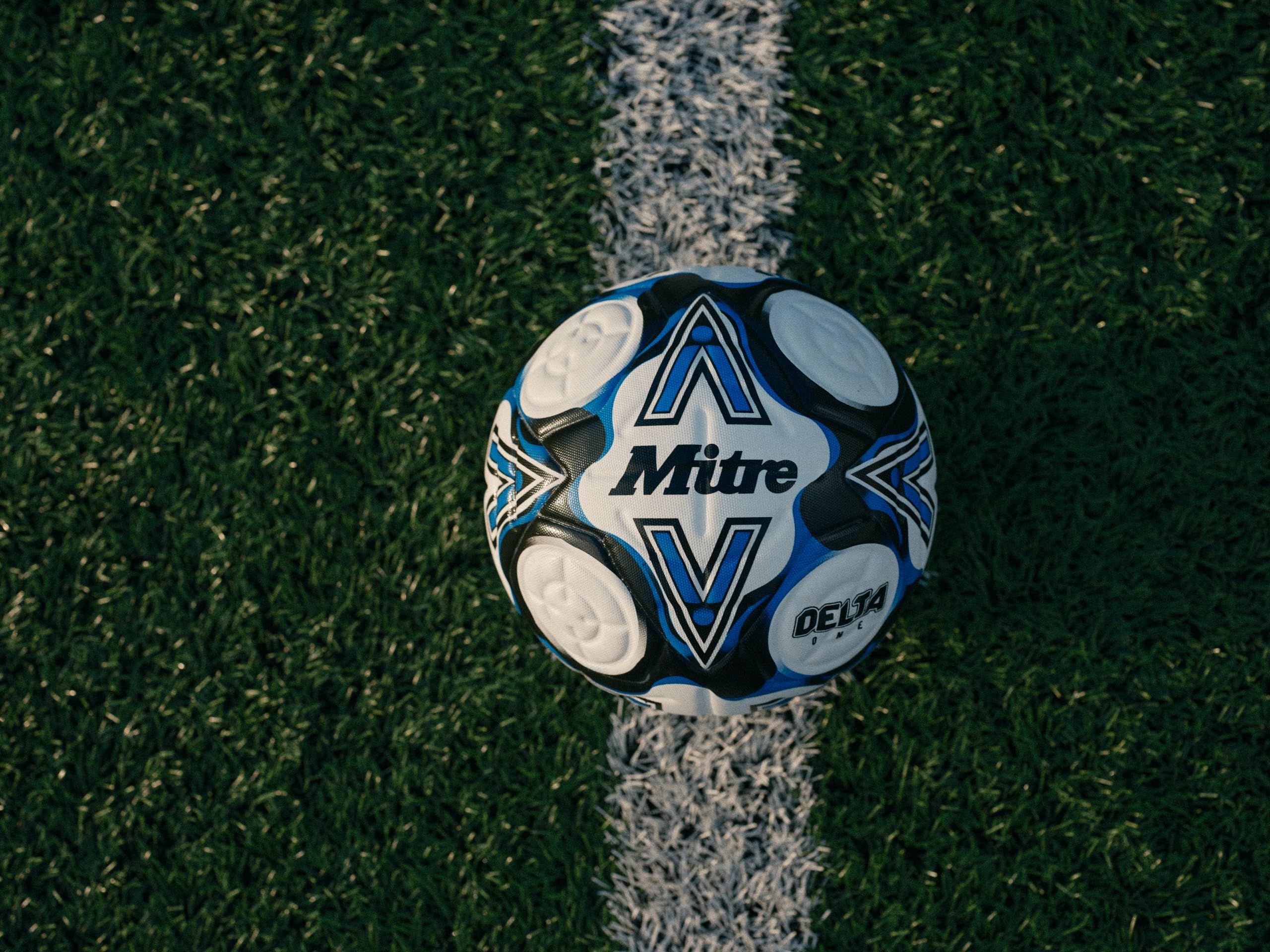 Mitre Delta One Football Piłka nożna, Unisex Dorosły