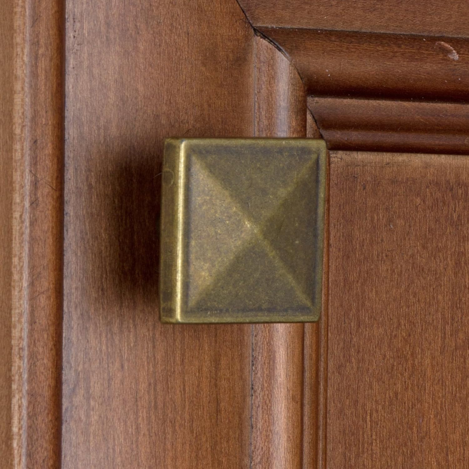 GlideRite Hardware 5207-AB-25 1.25 inch Square Knobs 25 Pack, Antique Brass Finish