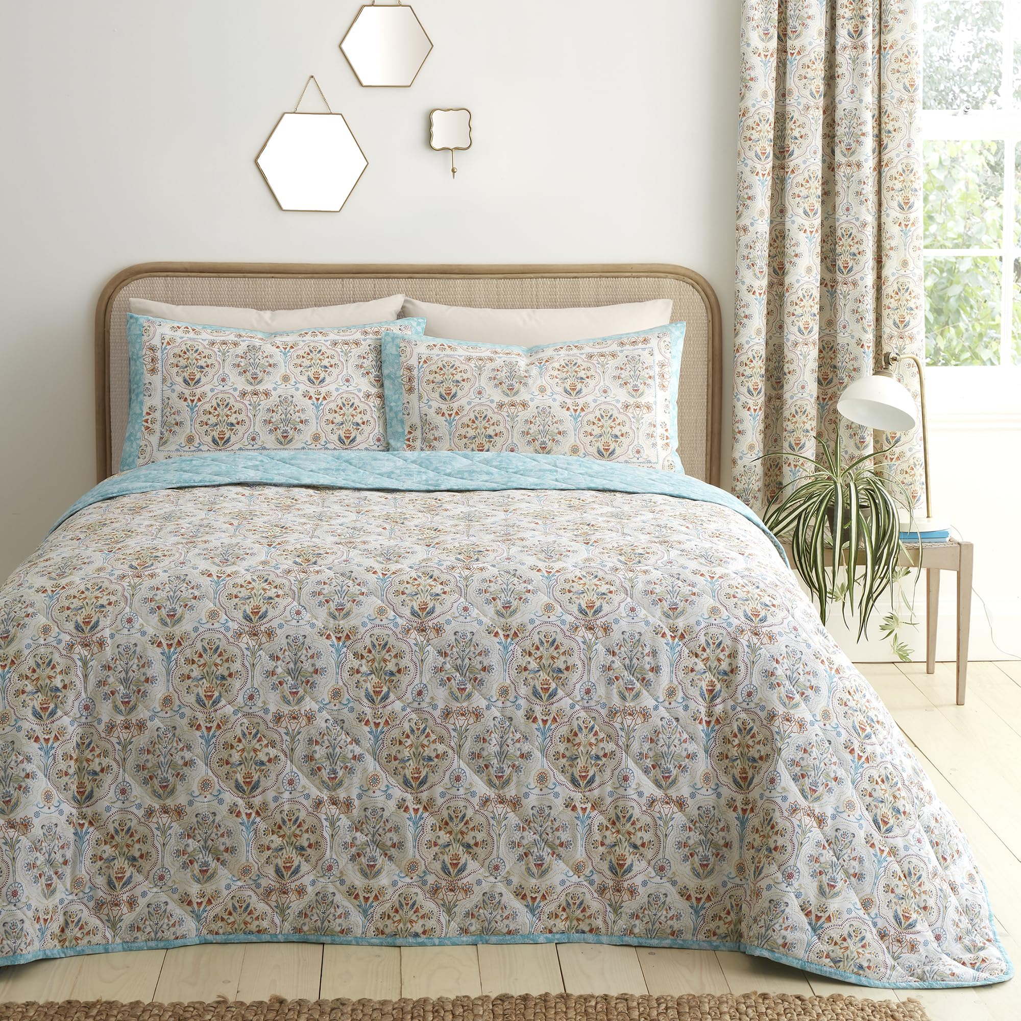 Dreams & Drapes Natural Edena Decorative Floral Quilted Bedspread 200 X 230Cm – Textured Floral Design For Bedroom, Lightweight Bedspread