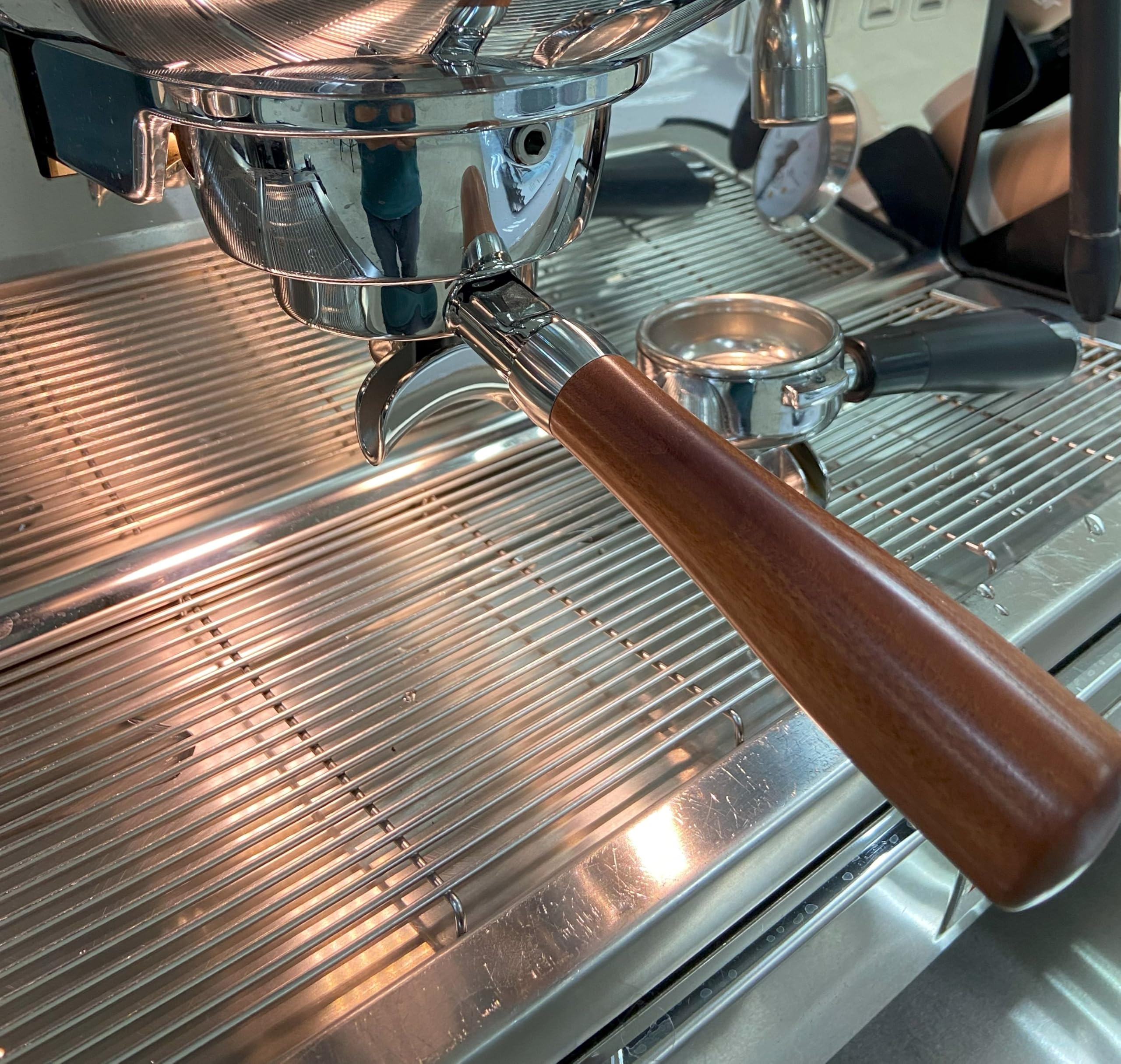 Amazon.com: Kafvalubre 58mm Double Spout Portafilter Compatible