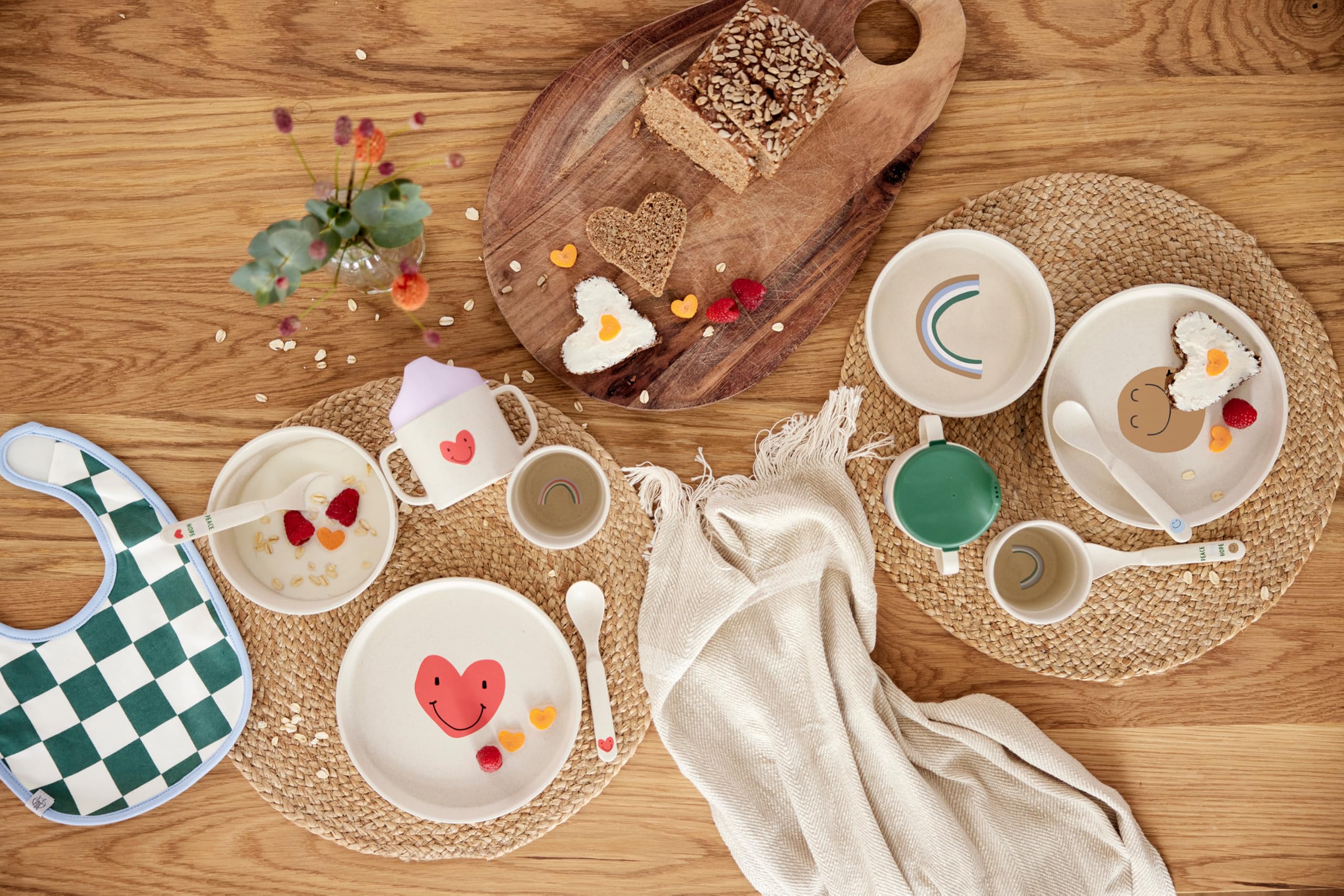 LÄSSIG Set de vaisselle pour enfants (assiette, gobelet, bol, cuillère) sans mélamine, sans BPA, pour lave-vaisselle et micro-ondes/Dish Set Happy Rascals Smile sky blue