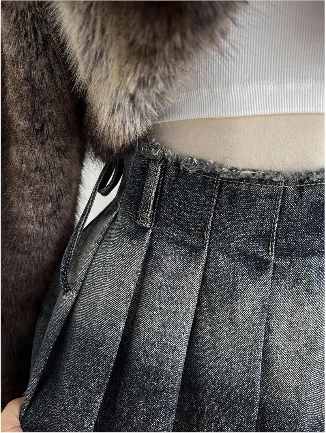 GORGLITTER Women's Y2K Pleated Mini Jean Skirt Zipper Raw Hem Ruffle Music Festival Flared Denim Skirts