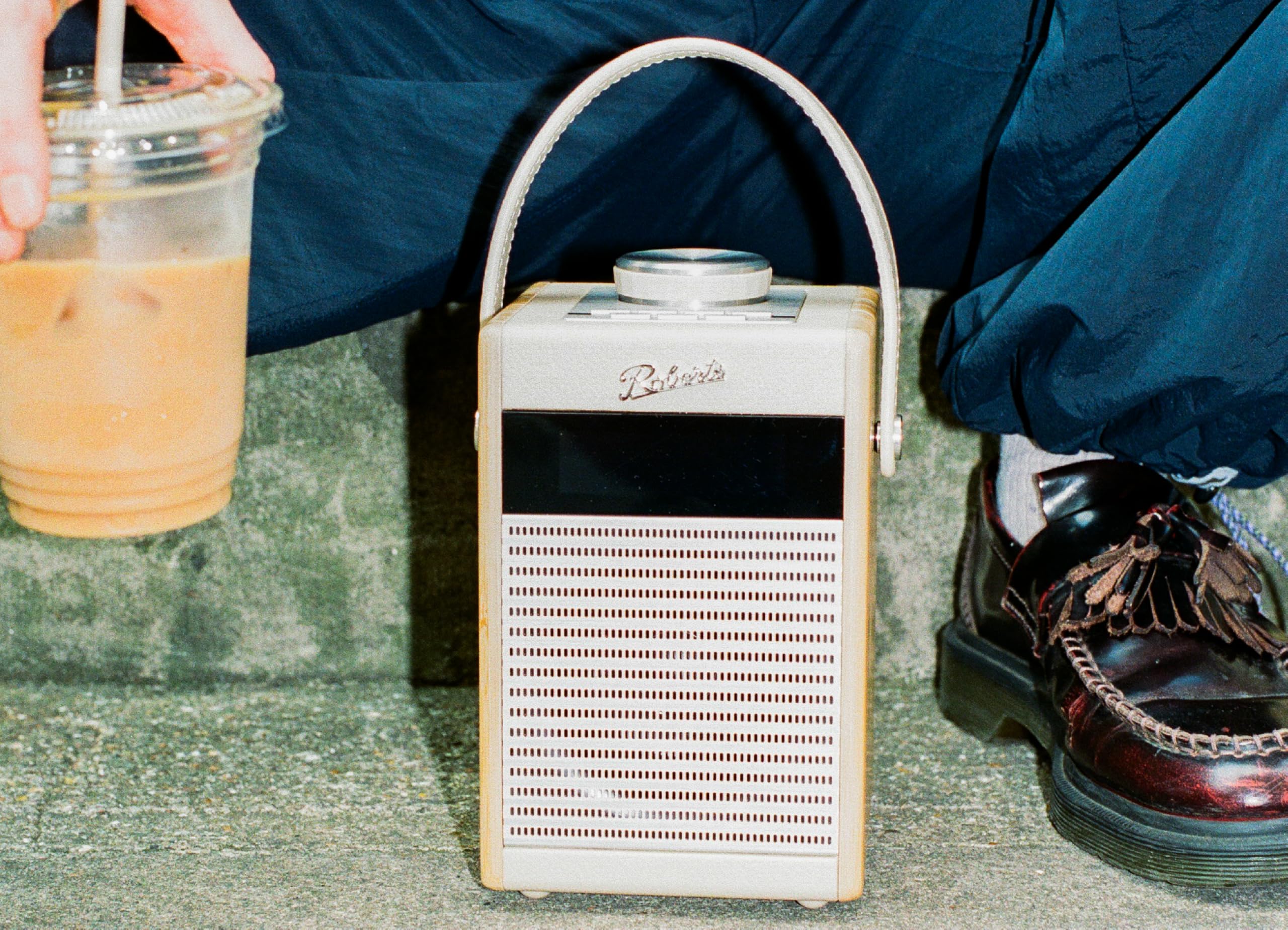 Rambler MIDI Radio-réveil rétro Portable Dab+/FM/Bluetooth Crème