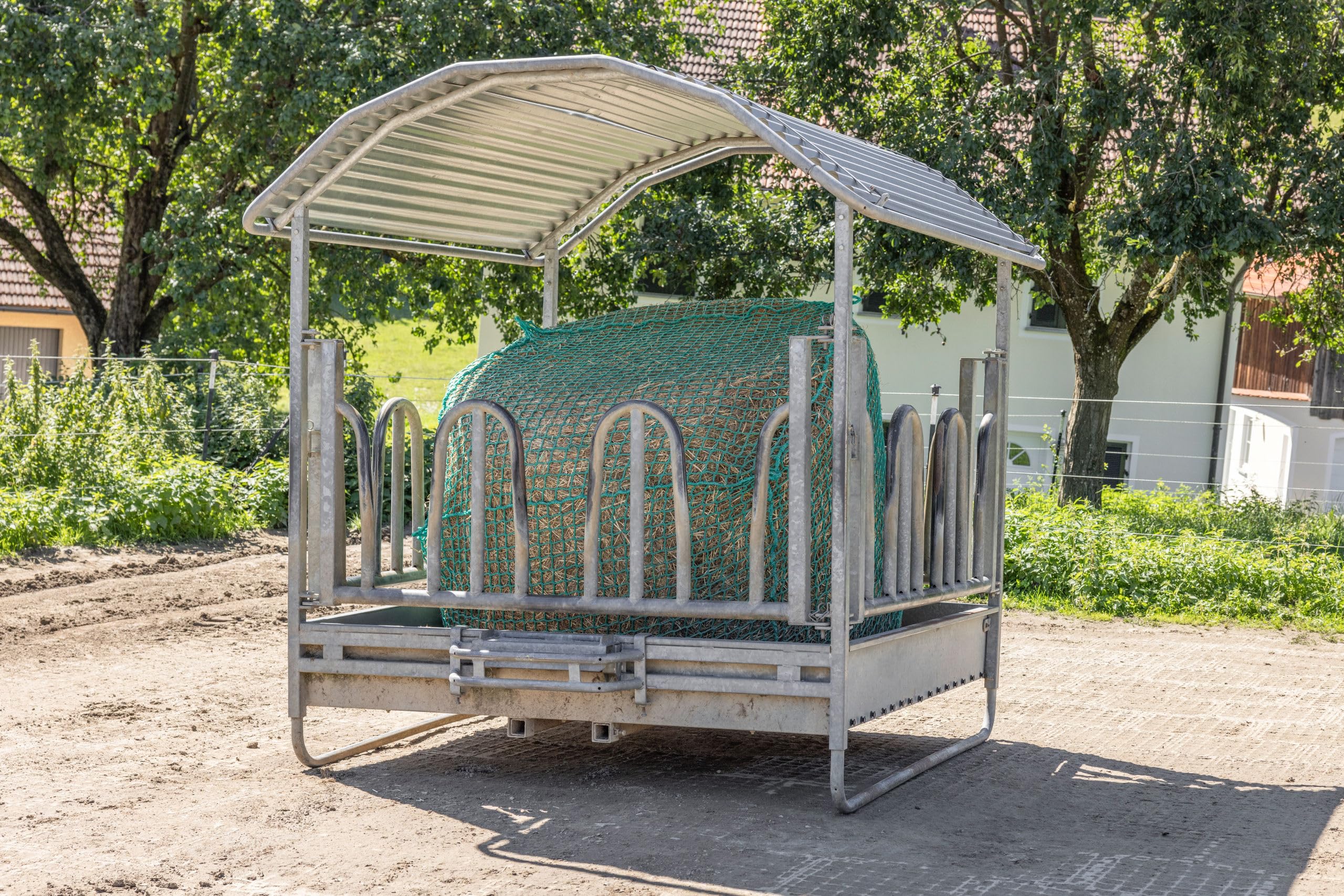 Kerbl Red de heno para pacas Redondas, Red de alimentación, comedero heno, Verde, 160x125cm, Polipropileno, 4,5x4,5cm, Caballos y Ganado Vacuno, Resistente al desgarro, Duradera, Grosor de Cuerda 6mm | Verde, 160 × 125 cm, polipropileno, malla de 4,5 × 4,