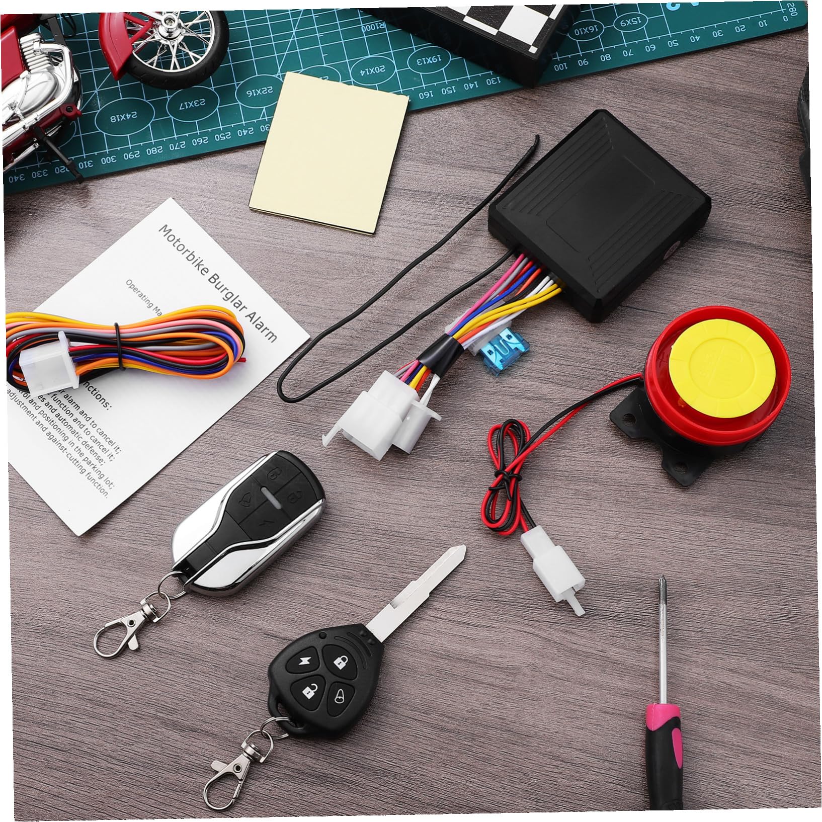 MAGICLULU Allarme Moto Antifurto con Avviamento Remoto e Localizzatore Veicolo Telecomando Accessori Scooter Protezione Sicurezza Veicoli