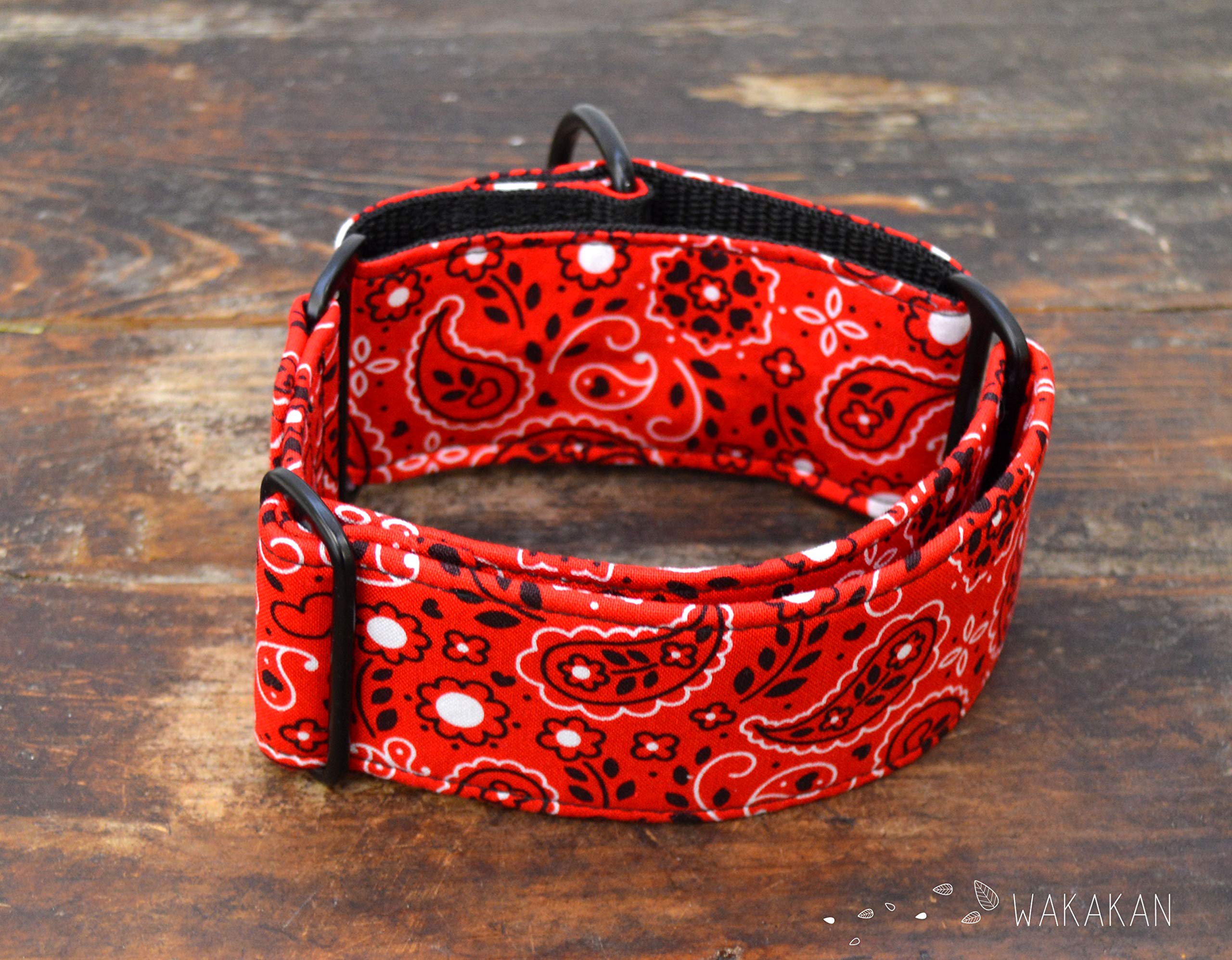 Collare per cani martingale: Red Bandana, fatto a mano in Spagna da Wakakán