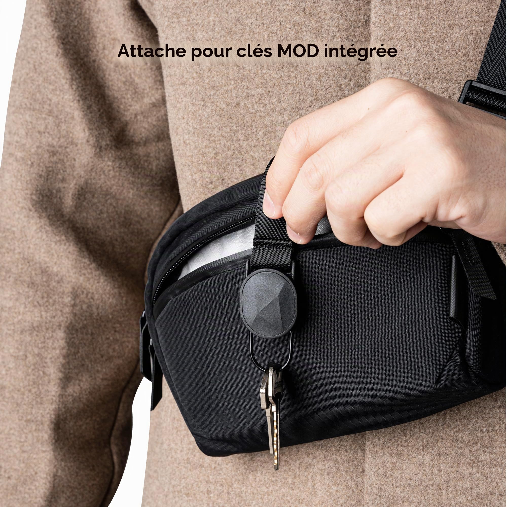 ALPAKA Flight Sling 1L, Sacoche Bandoulière, Sac Bandoulière Homme Compact avec Sangle d’Épaule Ajustable Amovible, Pochette Tech Résistant à l'eau, Porte-clés Intégré, Poche Arrière Discrète