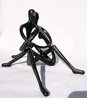 Embracing Couple Iron Sculpture, Romantic Love Metal Decor, Wedding Anniversary Engagement Valentine’s Day Gift