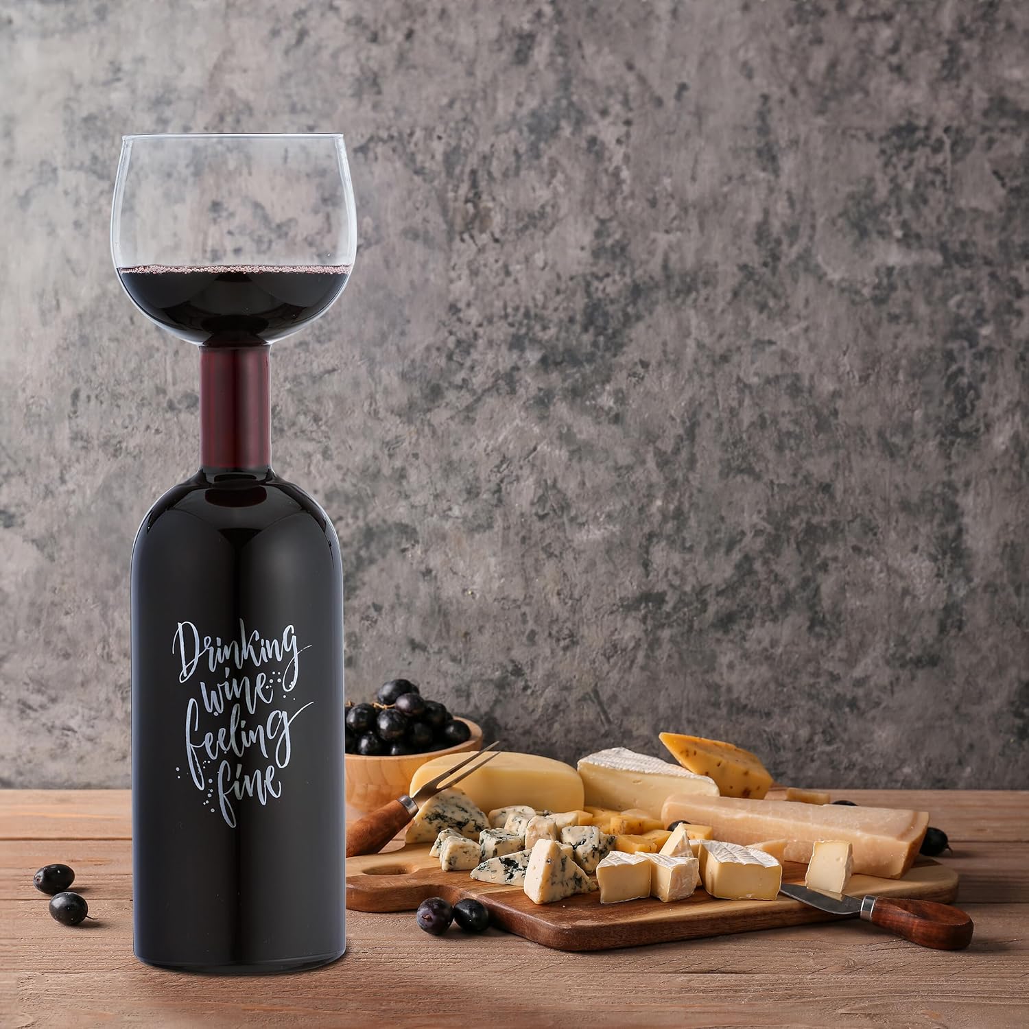 Relaxdays Wine Bottle Glass, XL Wine Glass with Saying, Fun Gift for Wine Lovers, Wine Bottle Glass, 750 ml, Transparent