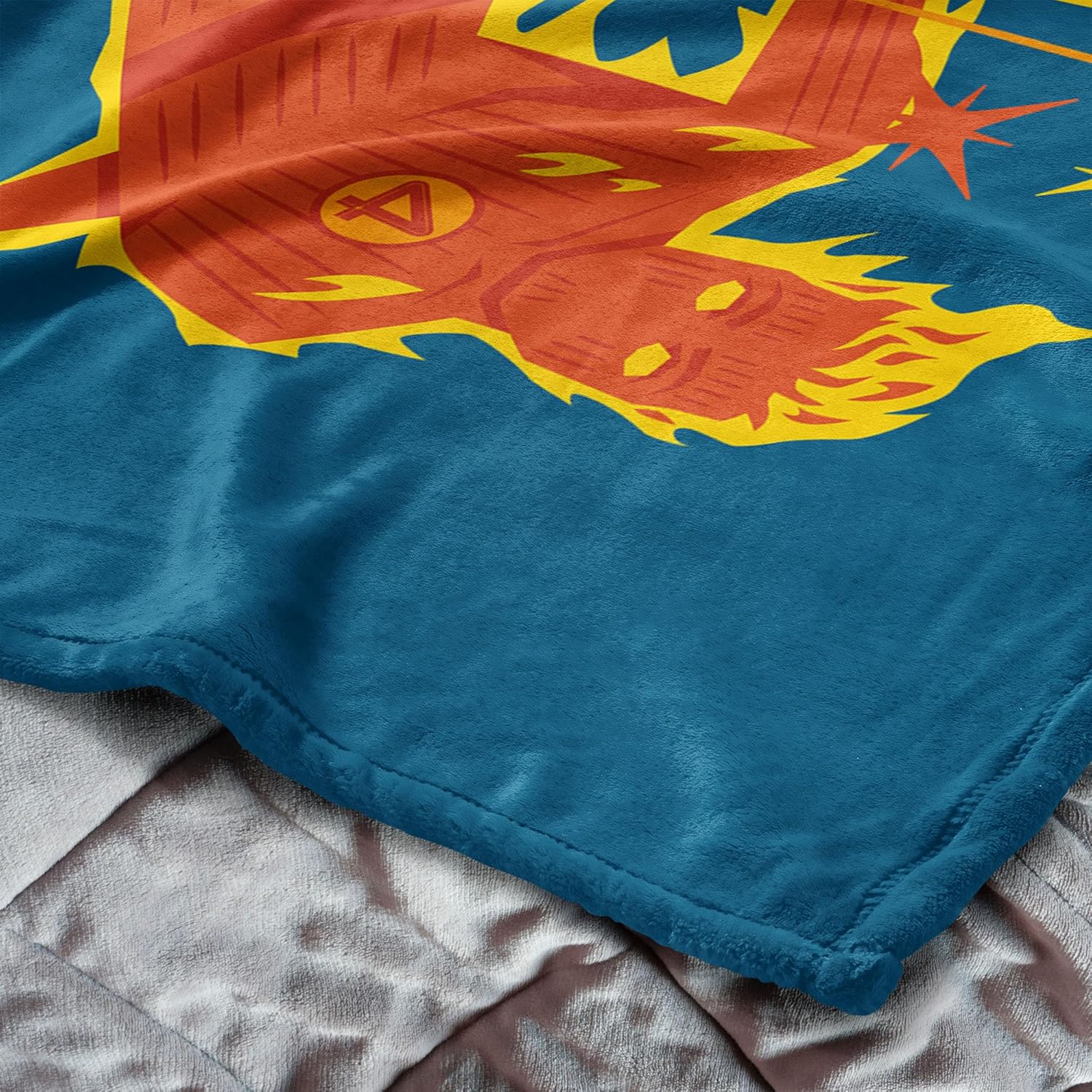 Marvel Fantastic Four First Steps Human Torch Silk Touch Throw Blanket – Ultra-Soft Fleece, Official Superhero Bedding or Couch Throw, 60 x 80 inches