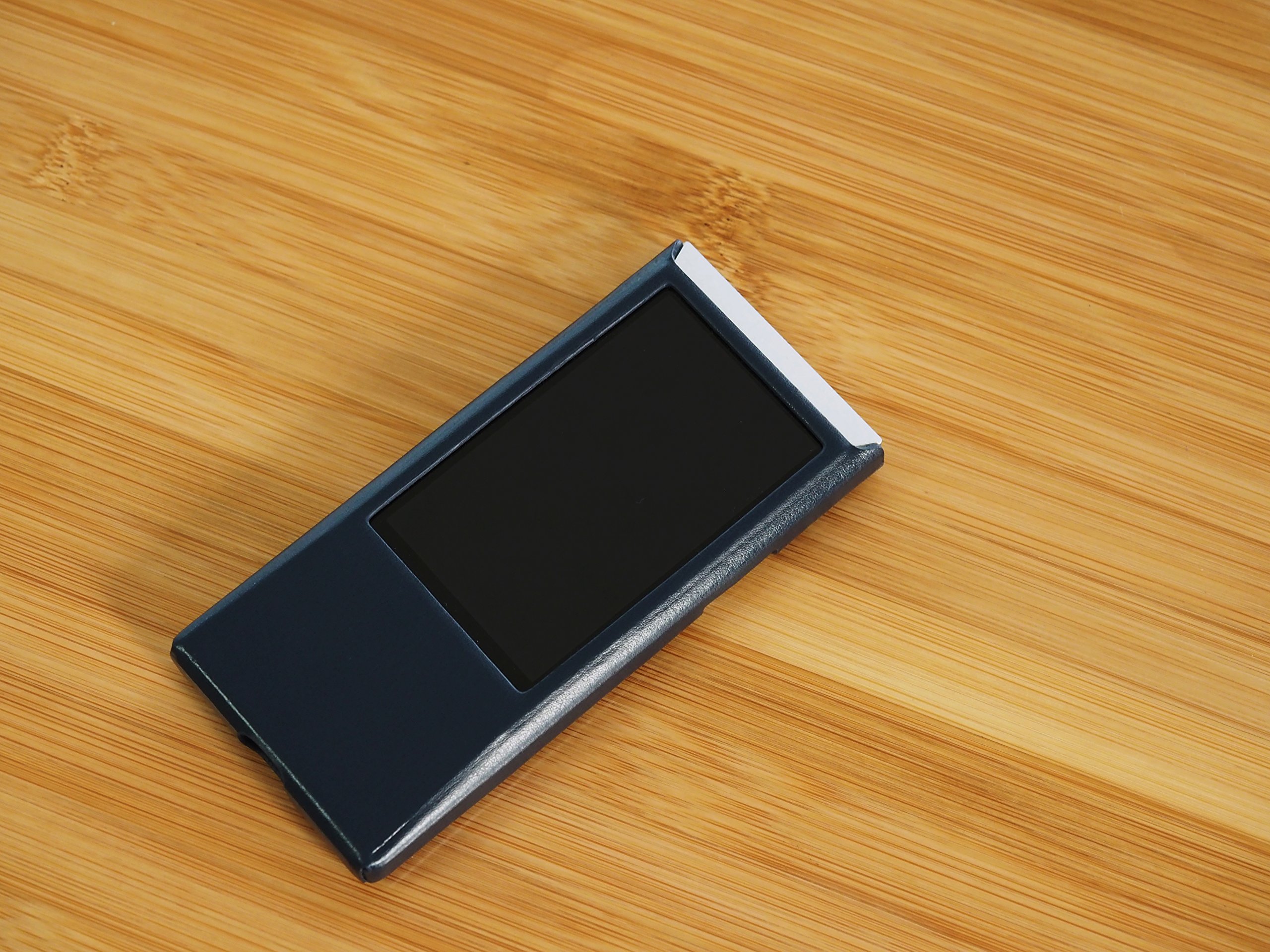 Astell&Kern AK Jr Polyurethane Case by Synt3 - Blue