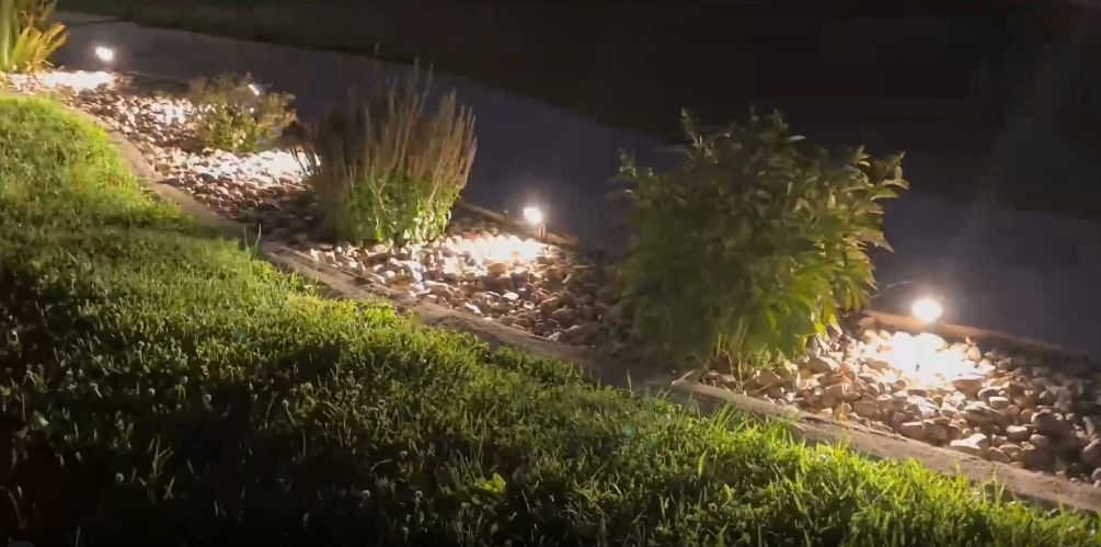 HIBOITEC 24 Packs Low Voltage Landscape Lights Kit with 400W