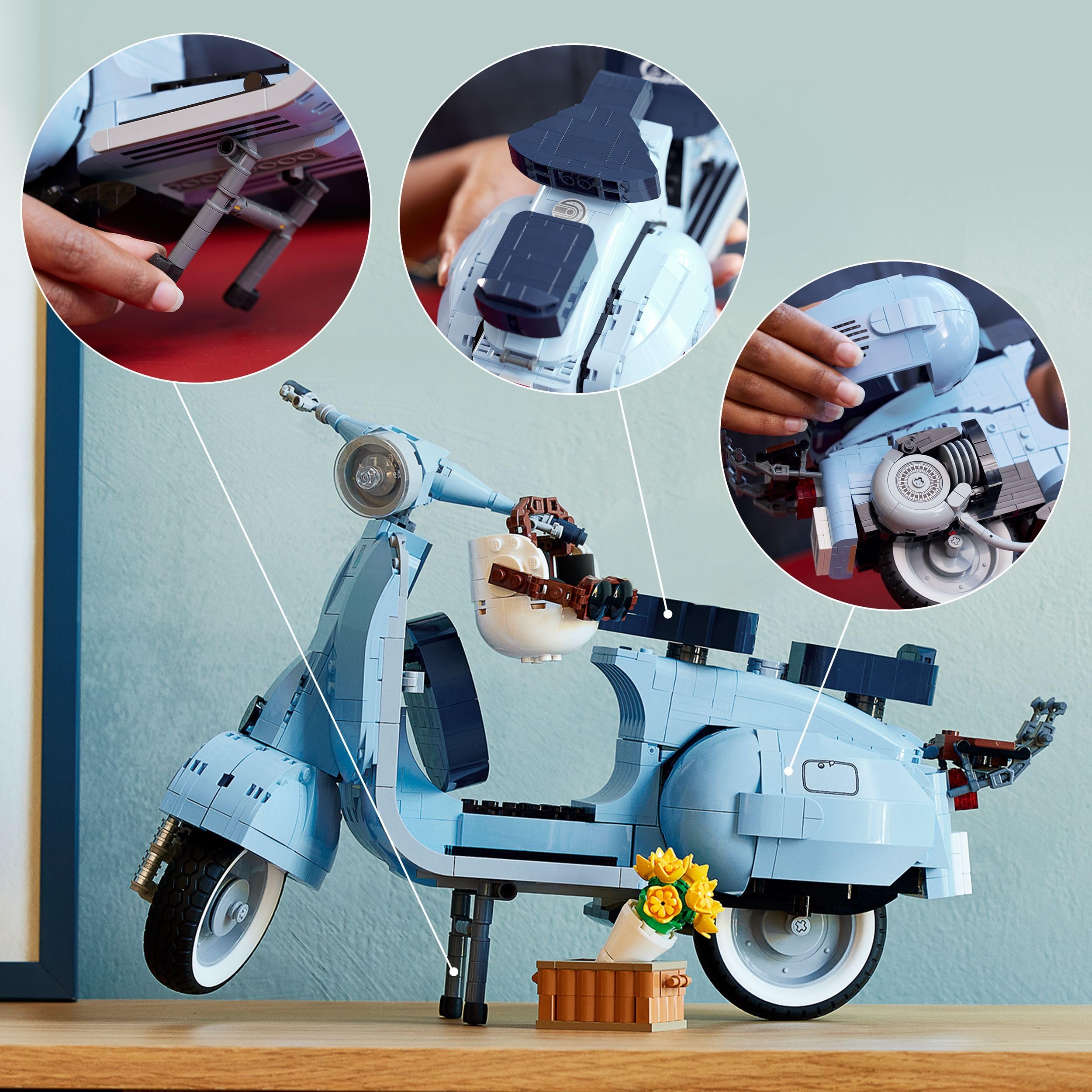 LEGO Icons Vespa 125, Kit Modellismo per Adulti in Mattoncini, Idea Regalo Creativa per Uomo, Donna, Lui o Lei di Compleanno, Replica Piaggio Anni 60 da Costruire, Hobby Rilassante da Collezione 10298