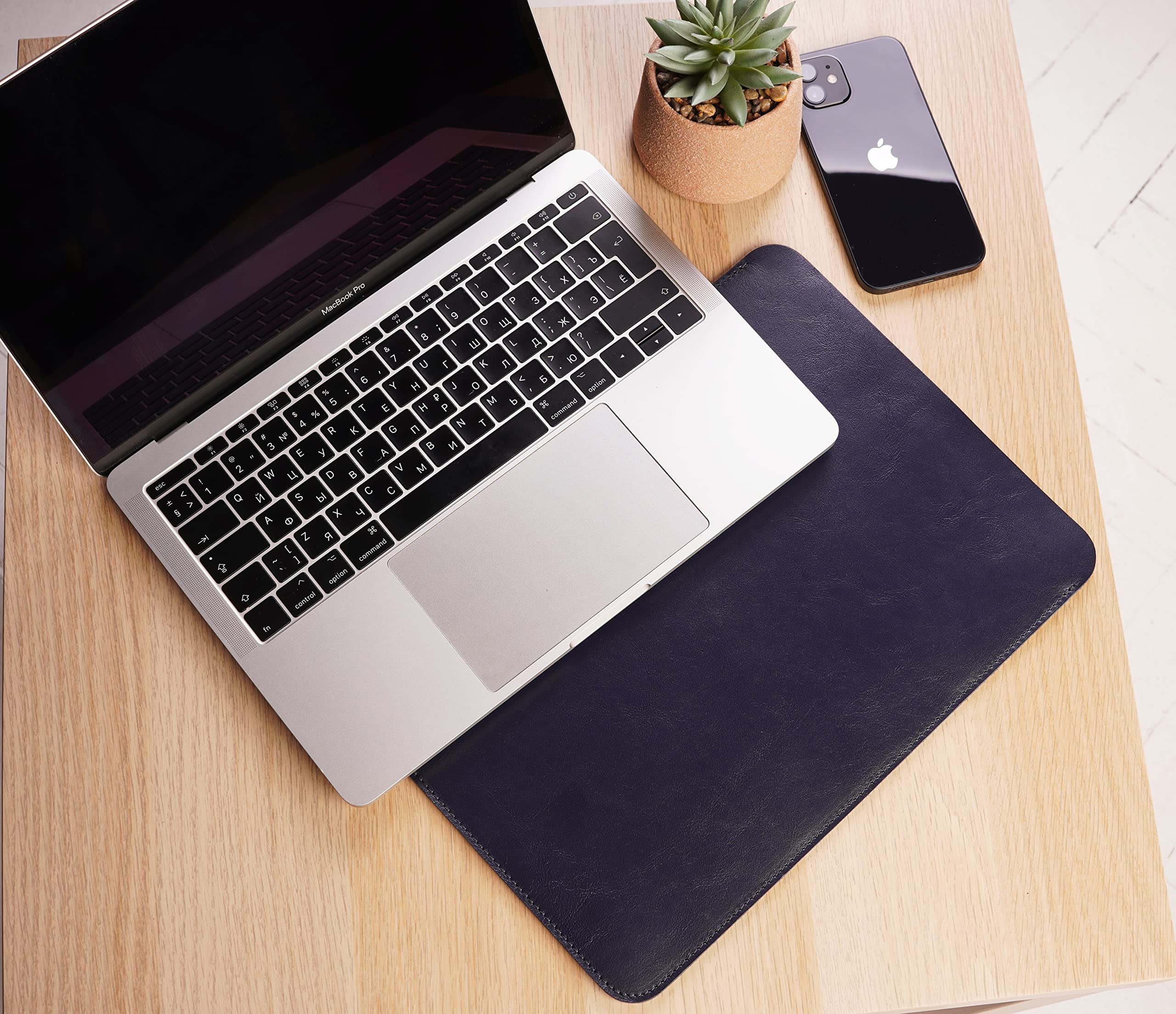 Amazon.co.jp: Aartedesign 本革スリーブ 14インチ MacBook 14 Pro