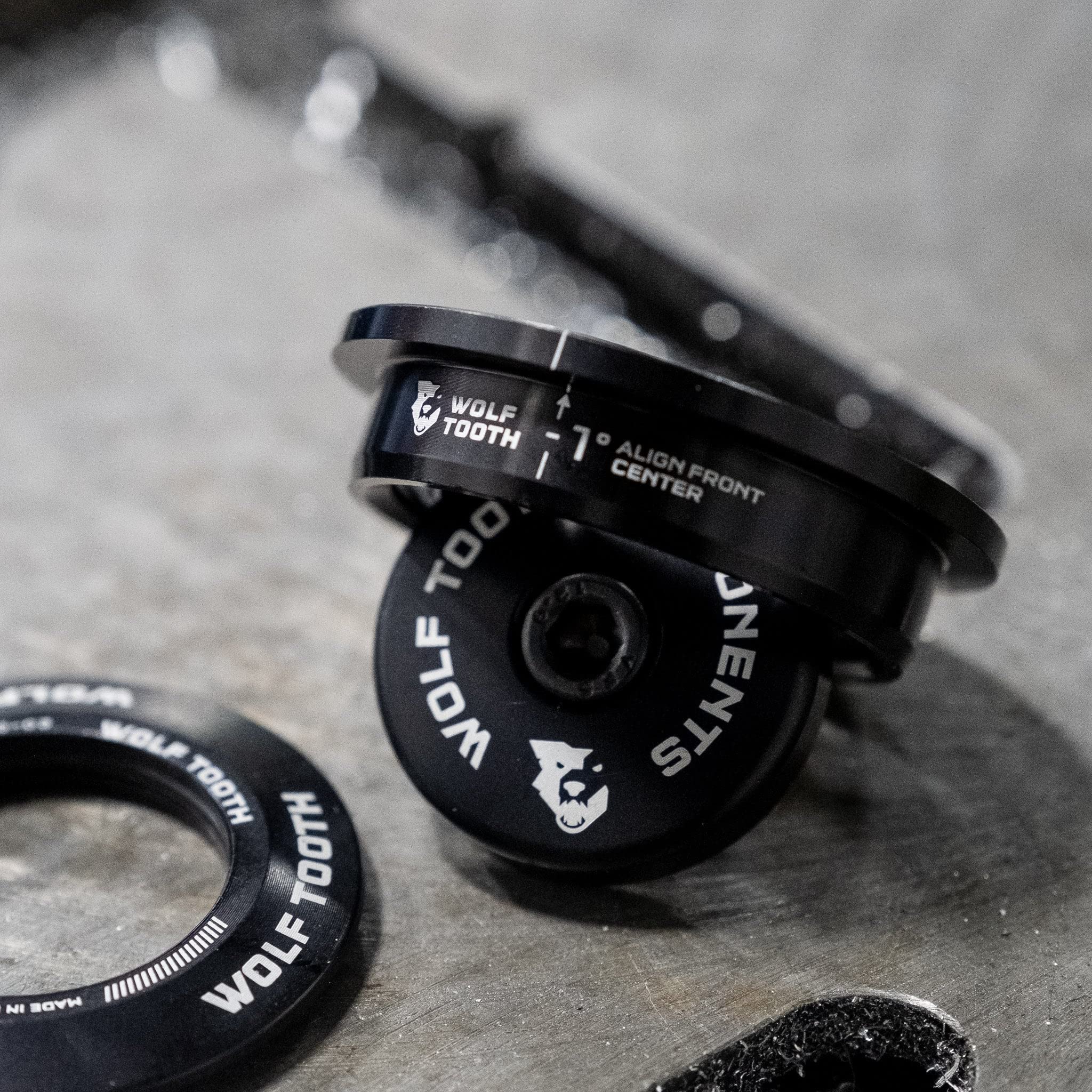 WOLF TOOTH ジオシフト　ヘッドセット　２度 Wolf Tooth 2 Degree GeoShift Performance Angle Headset