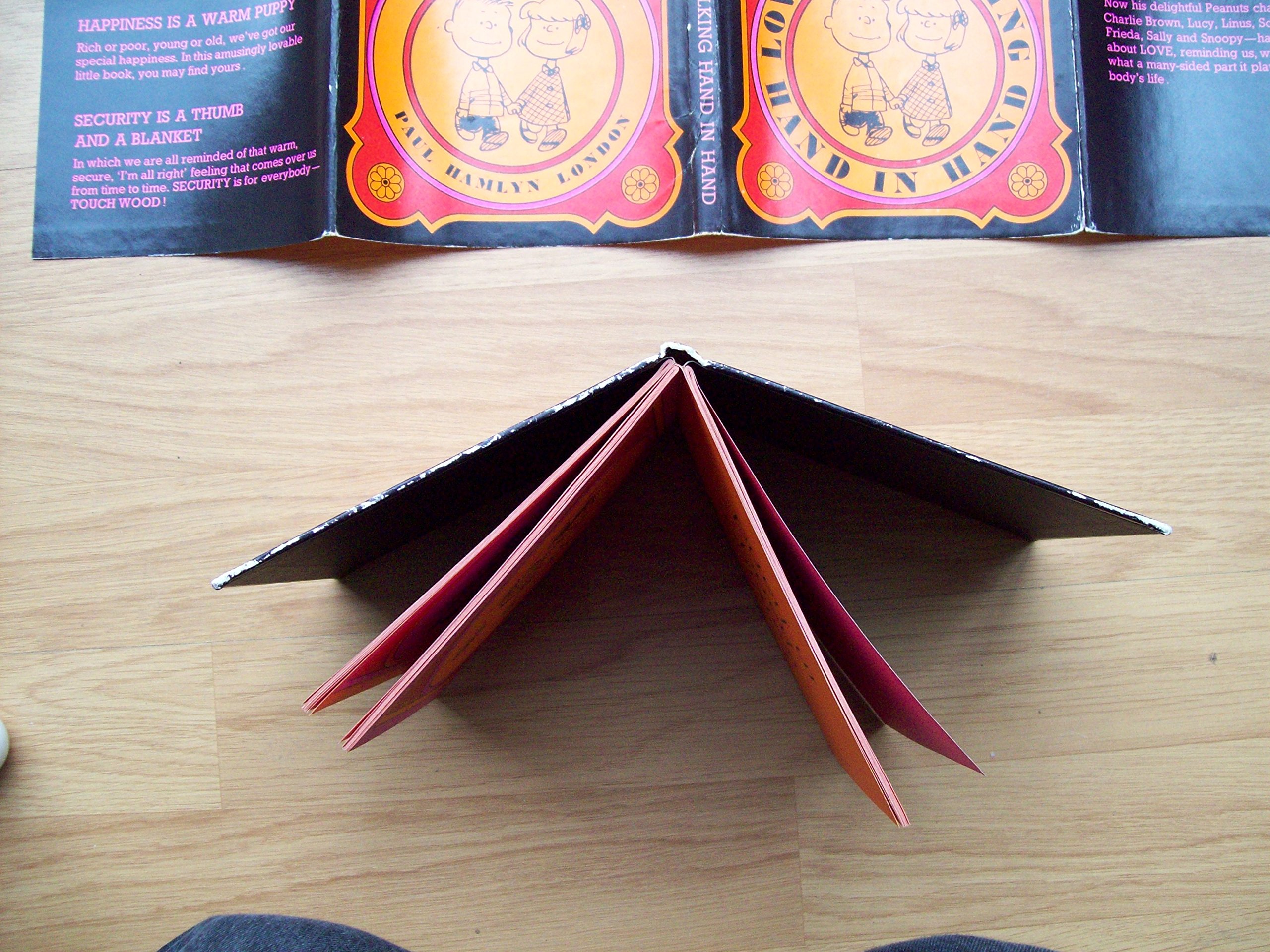 Amazon.co.jp: Love is walking hand in hand : Video Games