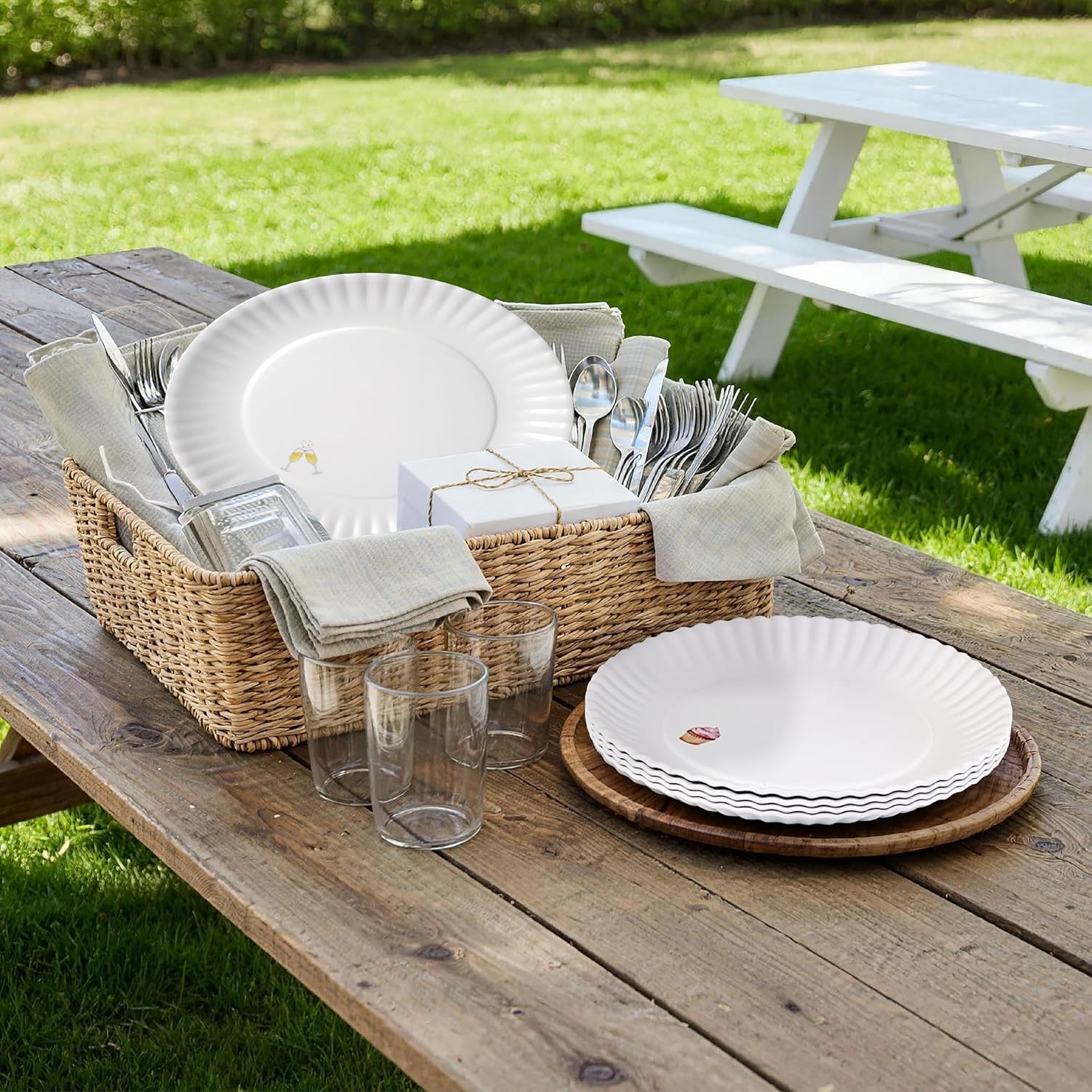 TP Upgraded Sturdy 10.5" Reusable Melamine Paper Plates, Lightweight Round Plates for Gathering Party Picnic Outdoors, Set of 4, Party Themed, White