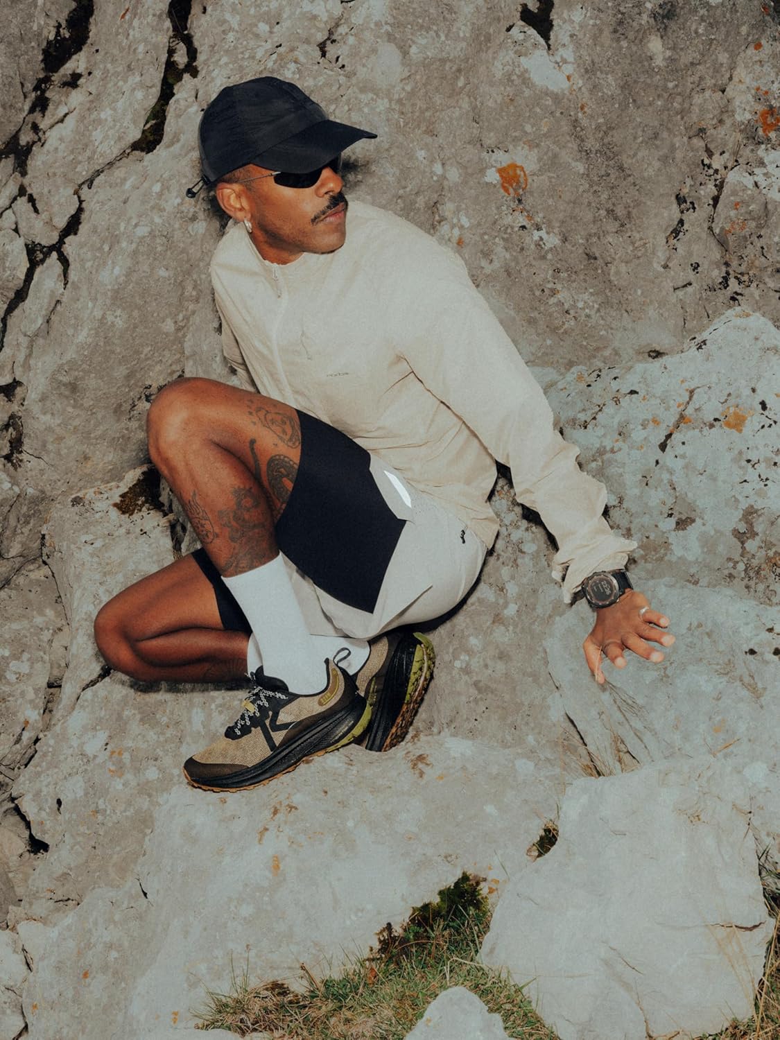 KEEN Mens Roam Breathable Lightweight Comfortable Trail Running - Image 8