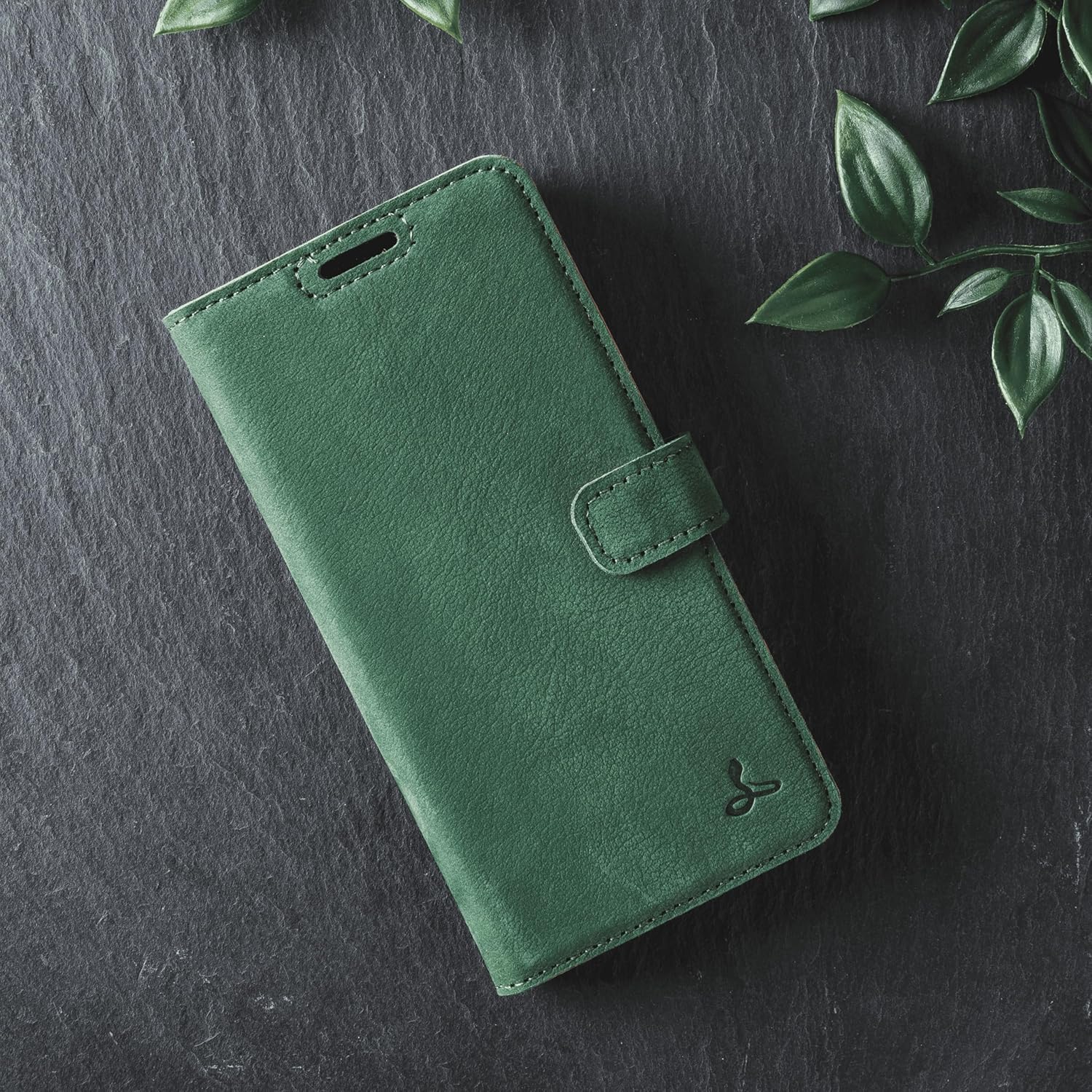 Snakehive Leather Wallet for Samsung Galaxy S25 - Real Leather Wallet Phone Case - Genuine Leather with Viewing Stand and 3 Card Holder - Flip Folio Cover with Card Slot (Green)
