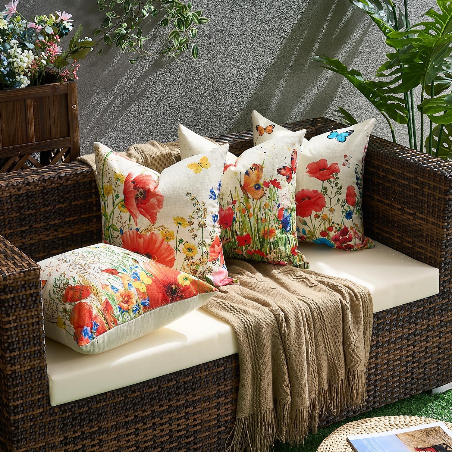 Outdoor Waterproof Linen Decorative Cushions Wildflowers Vintage Summer Cushions Outdoor Garden Square Pillow Case for Patio Balcony Sofa Office Home Decorative