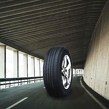 Ultra Mile UM 515 185/65 R15 TUBELESS CAR TYRE