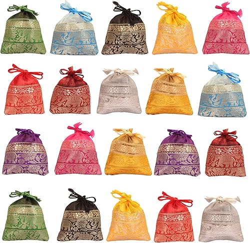 Miniatura 36 de Touchstone Preciosas bolsas de envoltura de regalos reutilizables, ecológicas, grandes con cordón, estampado de hojas de ficus para cumpleaños