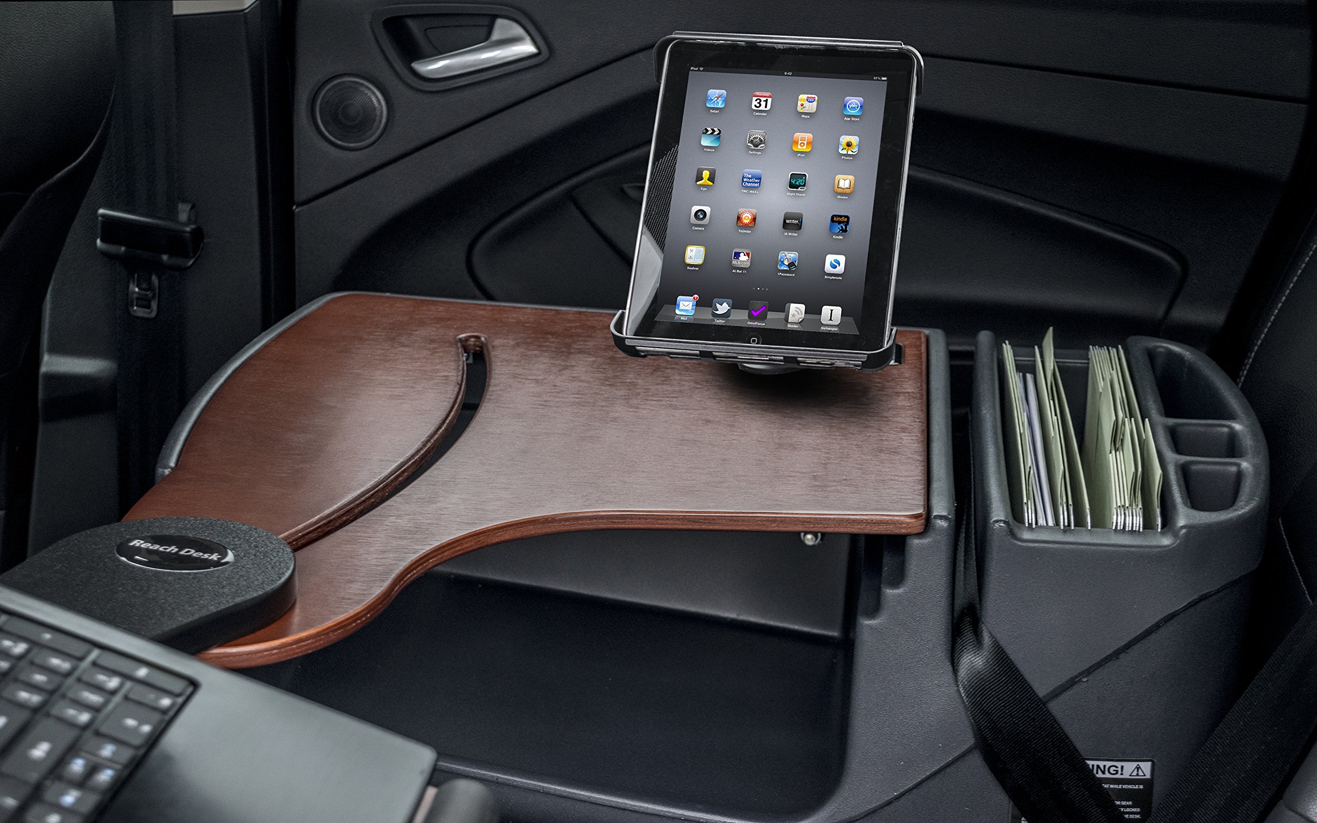 AutoExec AE-RDBS-TM-21M Reach - Escritorio de Coche para estación de Trabajo de tu vehículo y Oficina móvil, Asiento Trasero, Caoba con Soporte para Tablet