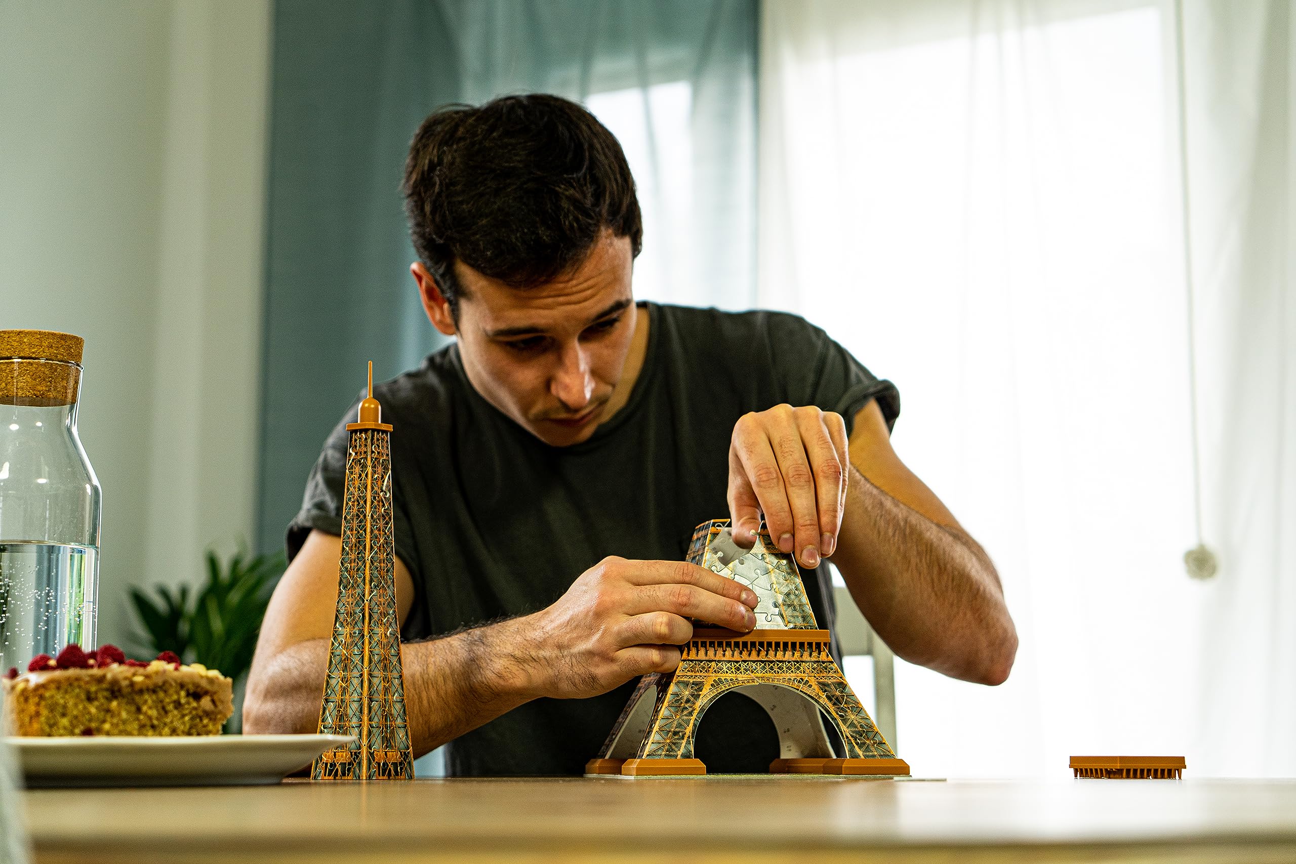 Ravensburger Wieża Eiffela 216 elementów Puzzle 3D Budynki 12556 Dla dzieci i dorosłych. Technologia Easy Click - każdy element pasuje idealnie