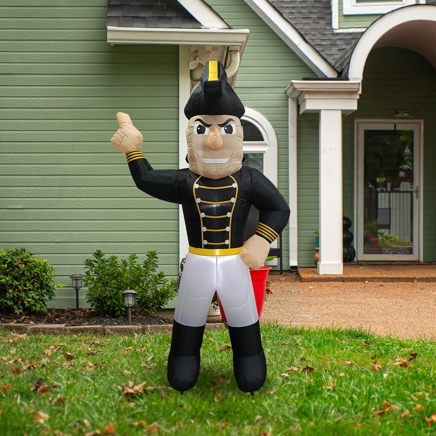 Logo Brands NCAA 7 FT Inflatable Mascot -Powerful 12V Blower & Fast Setup – LED Yard Decoration for Game Day, Tailgates, Holidays – NCAA Team Outdoor Décor
