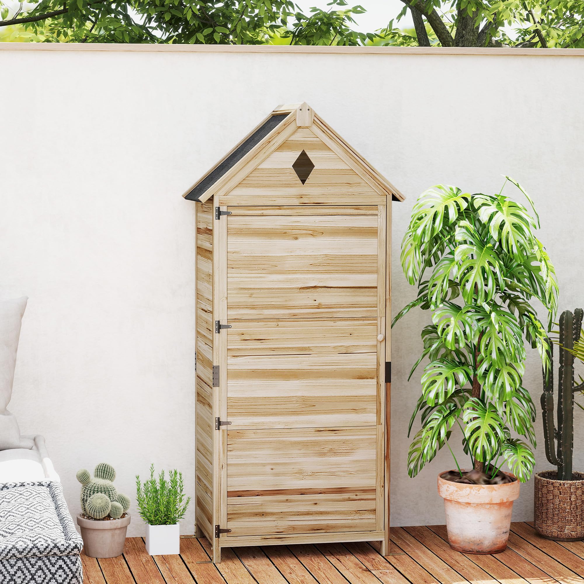 Outsunny Gartenschrank Holz, wasserdicht Geräteschuppen 80 x 49 x 170 cm, wetterfest Gerätehaus mit Tür, Satteldach, Ablagen, Geräteschrank, Werkzeugschrank Gartenschuppen für Garten, Rasen, Naturholz