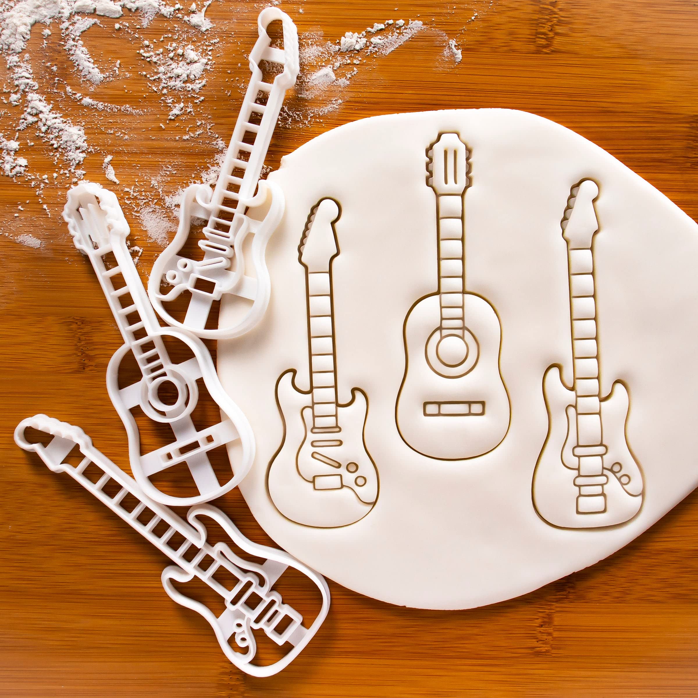 ensemble de 3 emporte-pièces pour guitare (motifs: acoustique, électrique, basse), 3 pièces