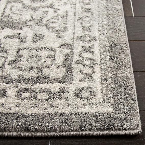SAFAVIEH Area Rug 8x10 - Evoke Collection - Large - Grey & Ivory, Distressed Design, Non-Shedding & Easy Cleaning, Ideal for Living Room, Bedroom, Dining Space (EVK256D)