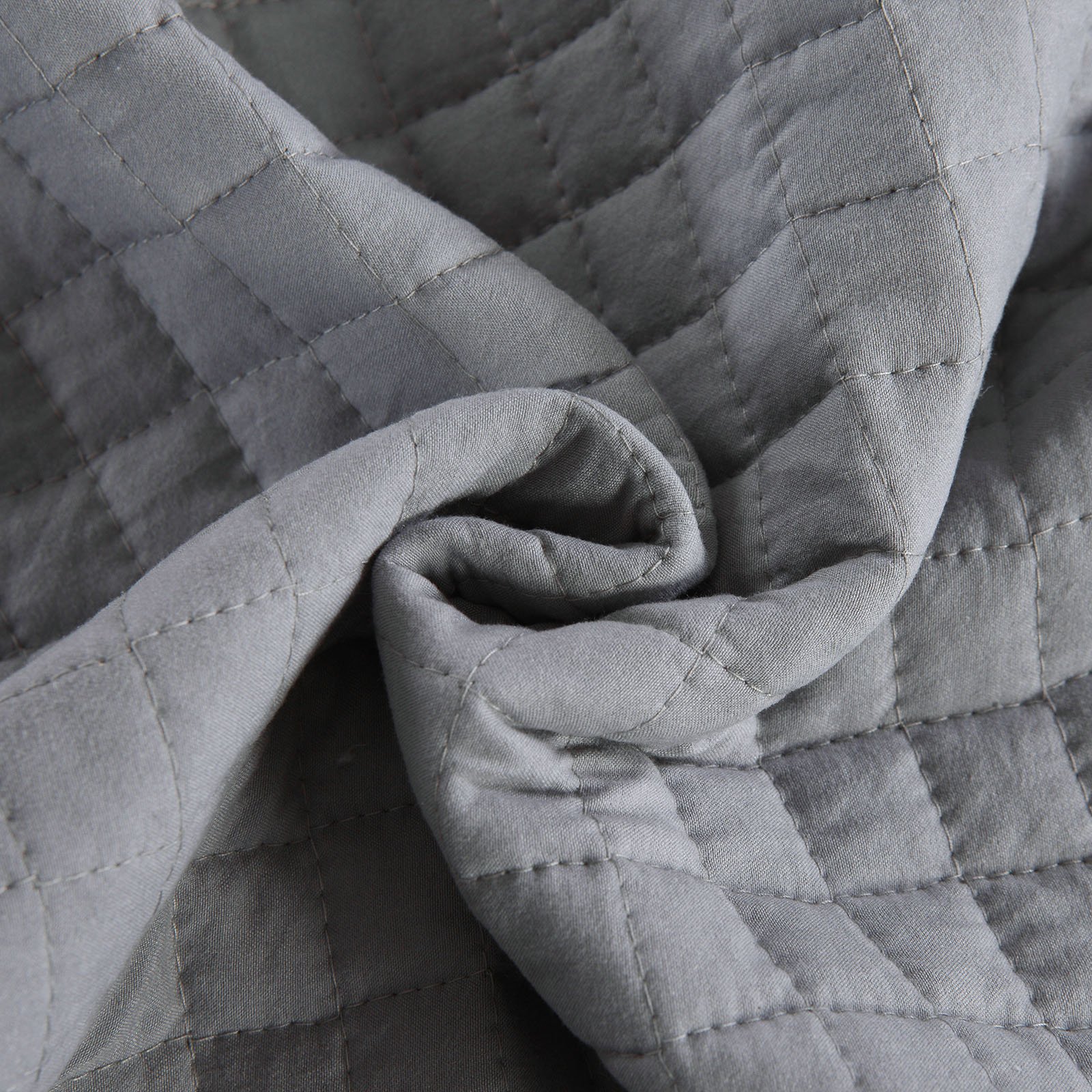 Tagesdecke Bettüberwurf Steppdecke Patchwork Flanelle Wendedesign Kariert 220x240 cm Grau-Hellgrau
