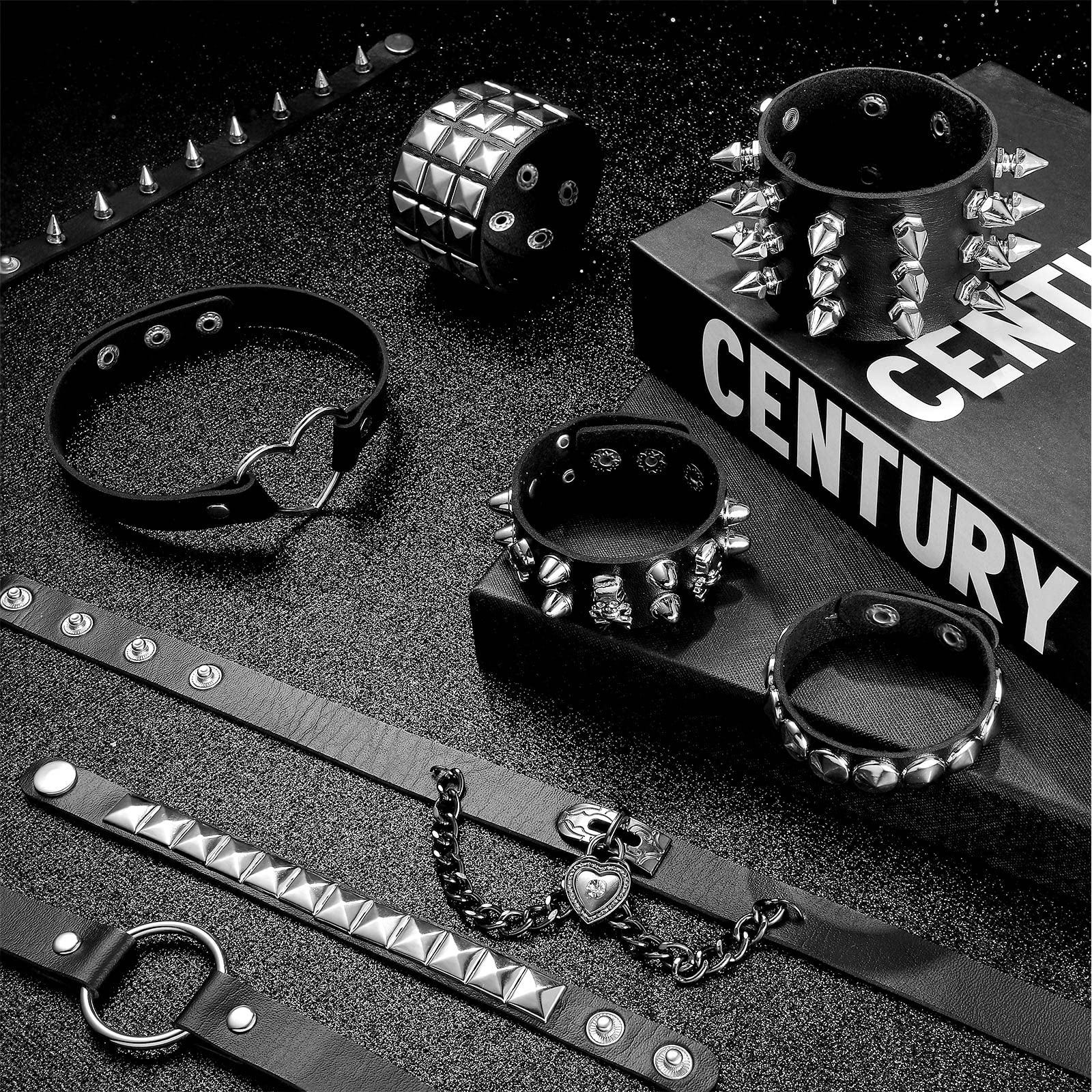 Cunno 13 Pcs Leather Spike Choker Studded Bracelet Cuffs Set Gothic Punk Rock Jewelry Set Costume Accessory: Simple Style