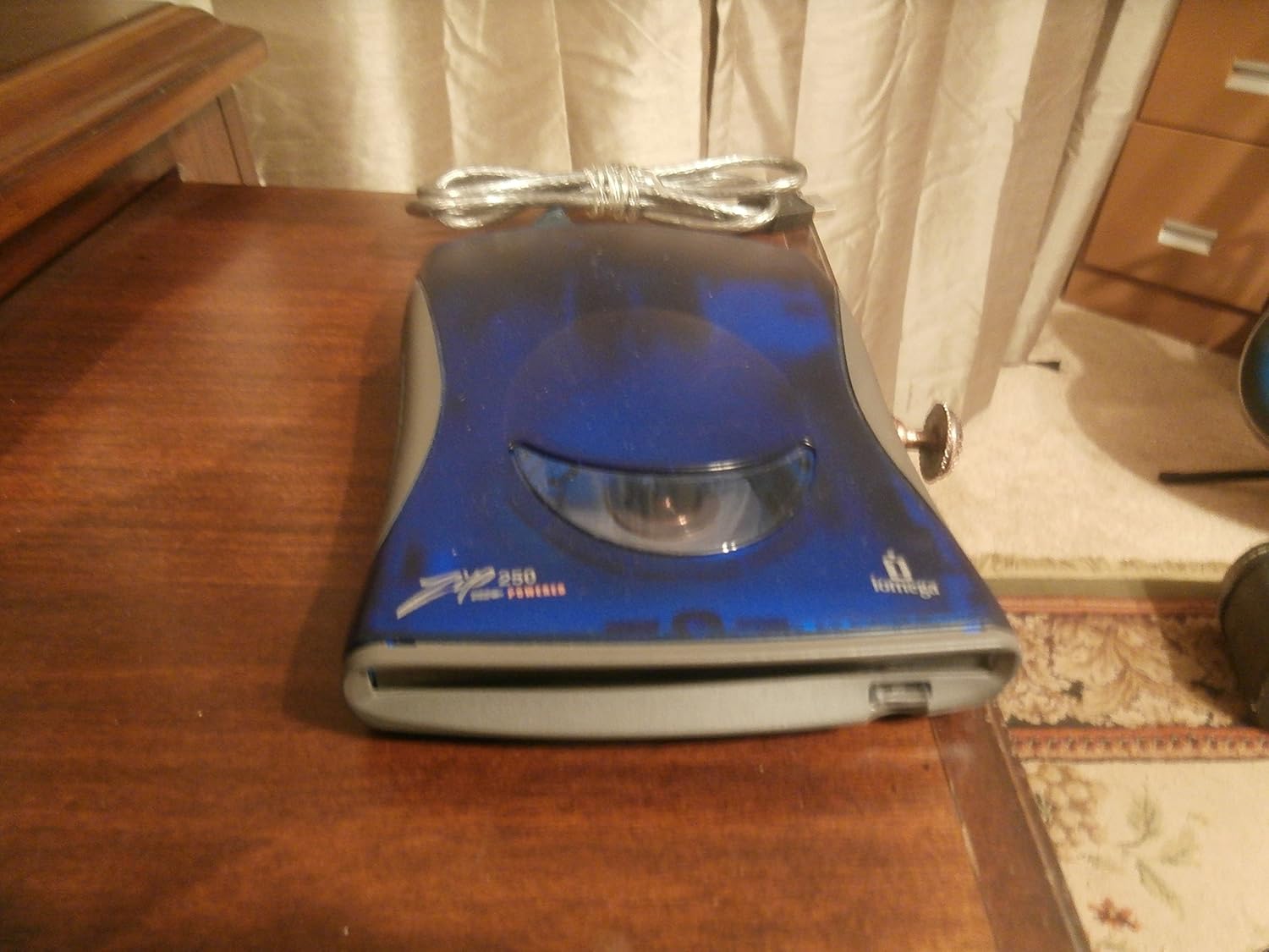 Iomega 31310 Zip 250 MB USB-Powered Drive
