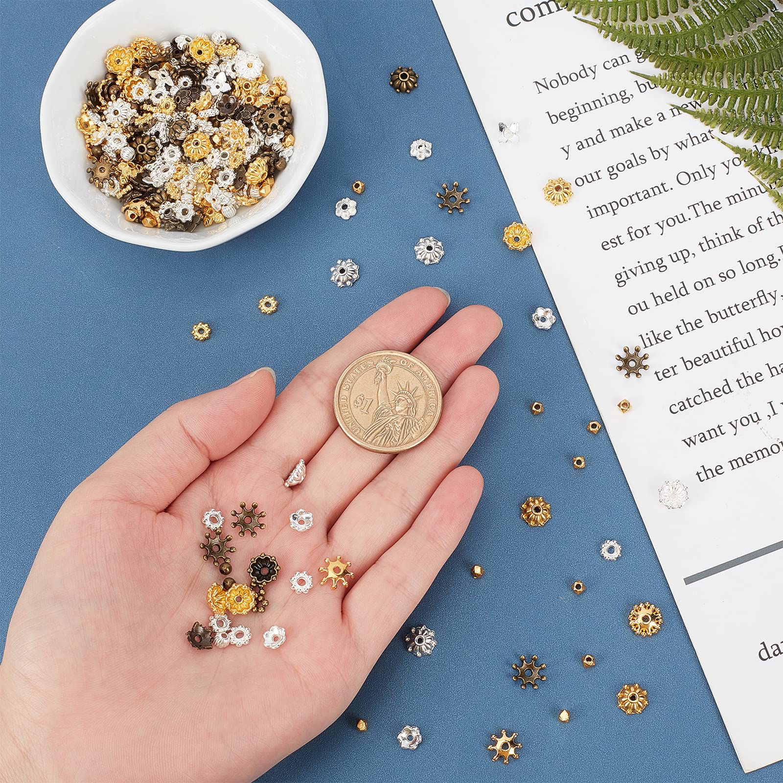 DICOSETIC 100 Perles Entretoises En Filigrane Perles En Laiton 6 Boule De Perles Dorées