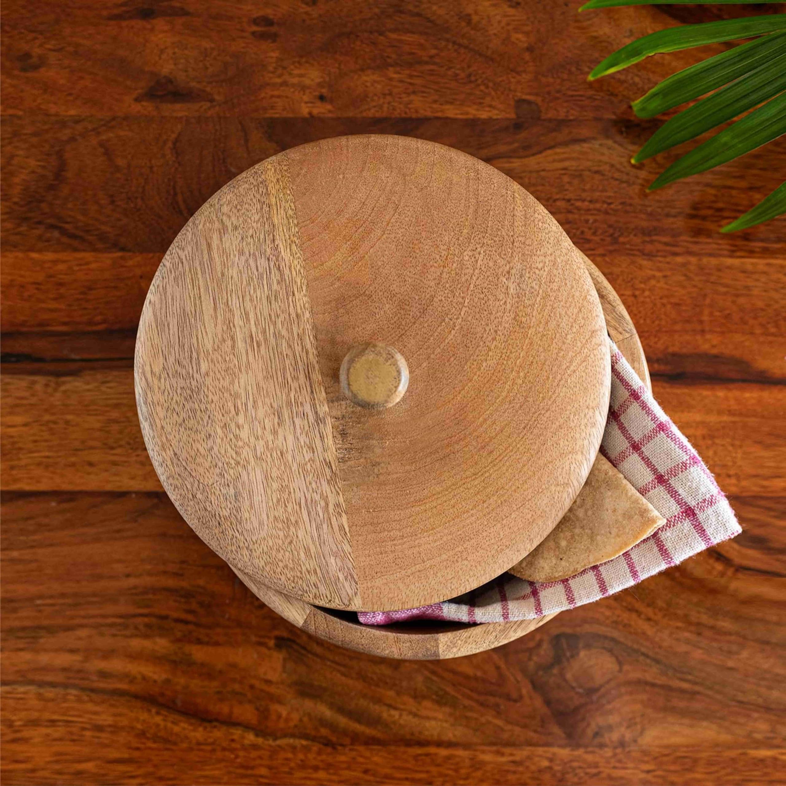 THANGLALA Wooden Chapati Box for Kitchen with Lid Casseroles Wooden Serving (Mango Wood, (L x W x H): 8 inch x 8 inch x 4.3 inch 1140 ml