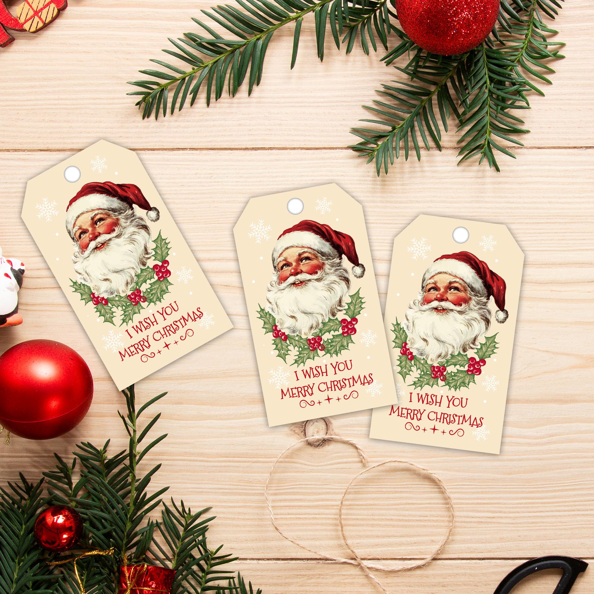C17 Geschenketiketten aus Papier mit Schnur, 5,1 x 8,9 cm, Stechpalmenbeeren, Weihnachtsmann-Papieranhänger, 50 Stück