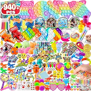 Halloween party favors for kids 8-12, treasure box gift set