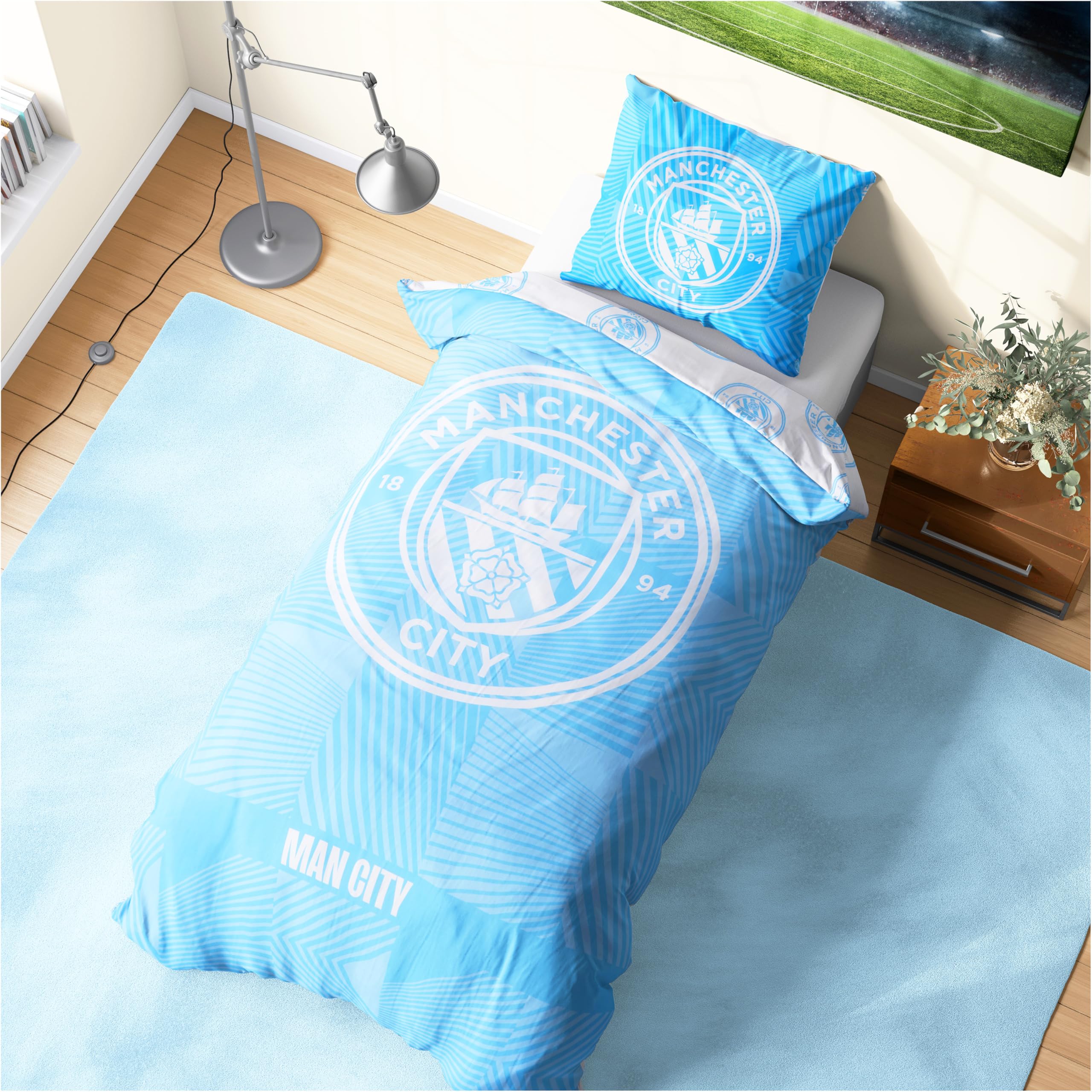 Get Trend Manchester City FC Single Duvet Cover Set, Reversible Football Bedding Set with Pillowcase, Ultra Soft Durable Duvet Quilt Cover (Multi Manchester City, Single)