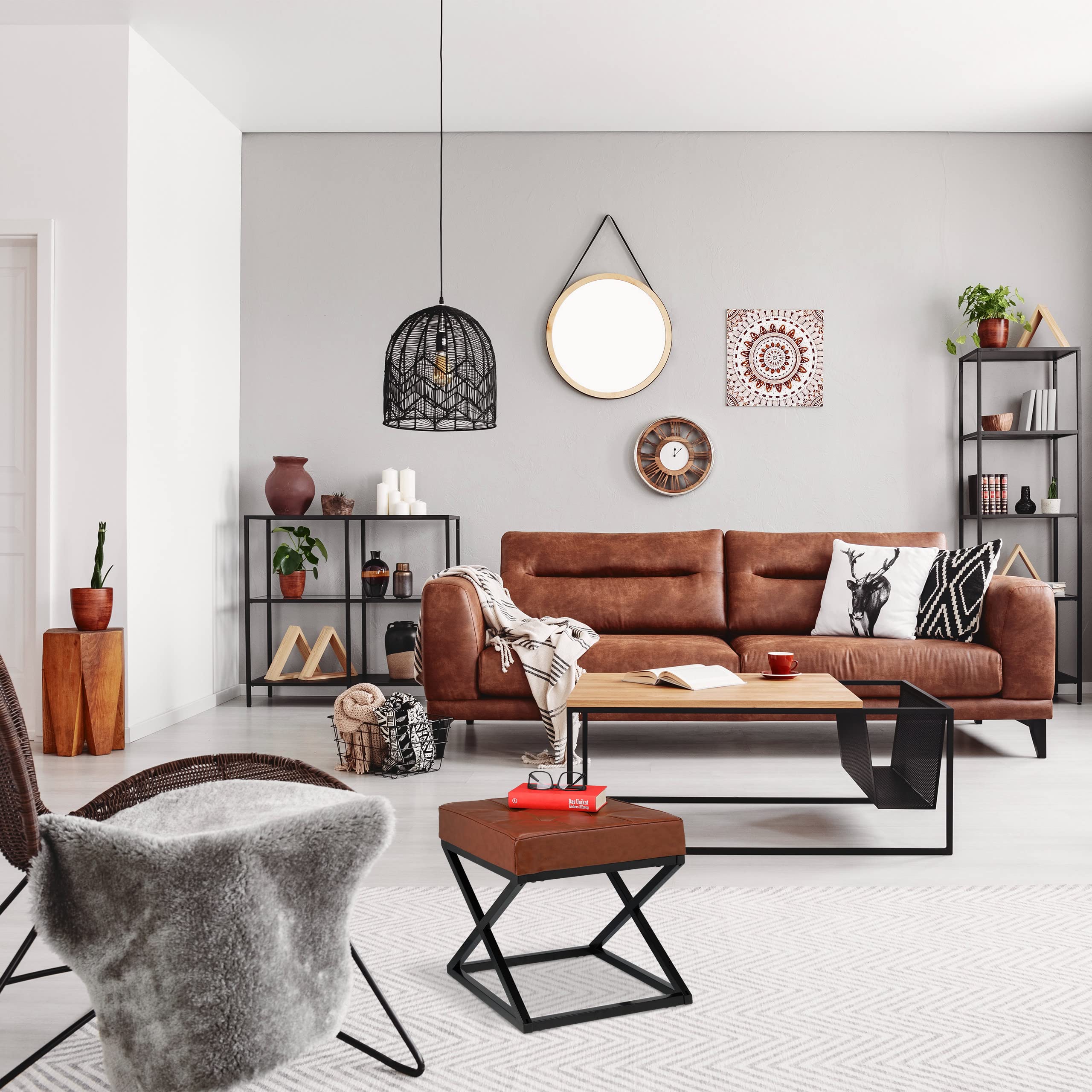 Relaxdays Sgabello Pouf, Poggiapiedi Imbottito, Similpelle, Metallo, Design Industriale,HLP: 41x41x41 cm, Nero Marrone