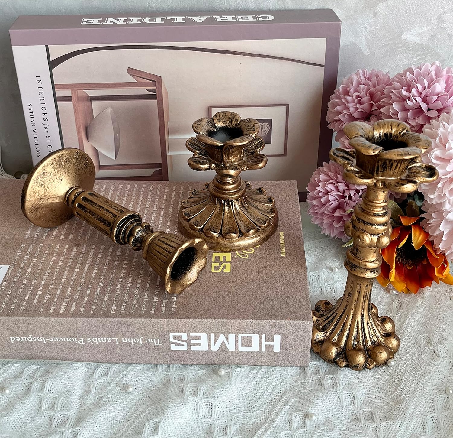 French Nostalgic Floral Resin Candle Holder Antique Bronze/Furniture Decoration/Retro Ornaments Candlestick (Bronze)